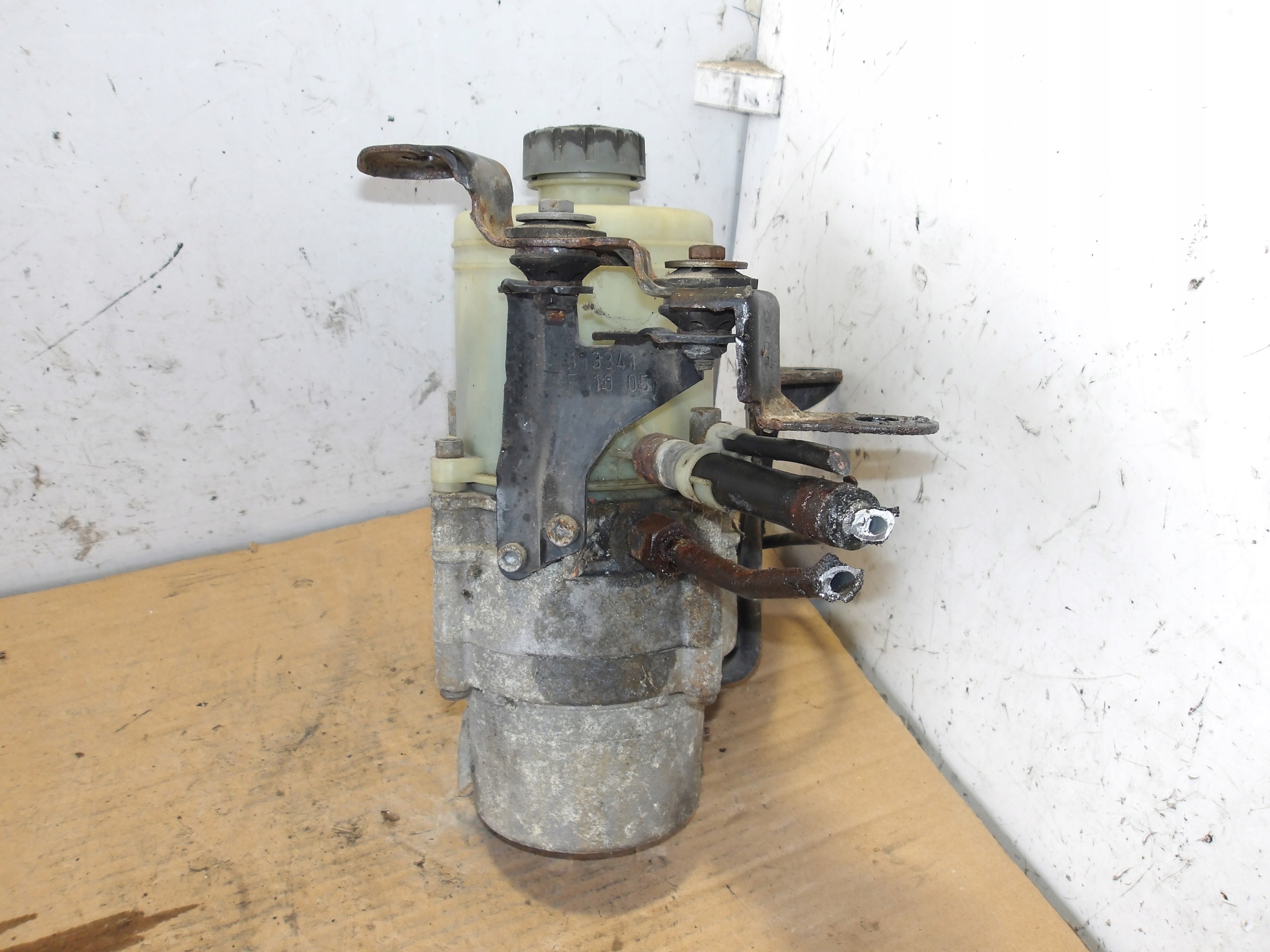 Styrpump OEM 6Q0423155AH för VW/SEAT/SKODA image 3