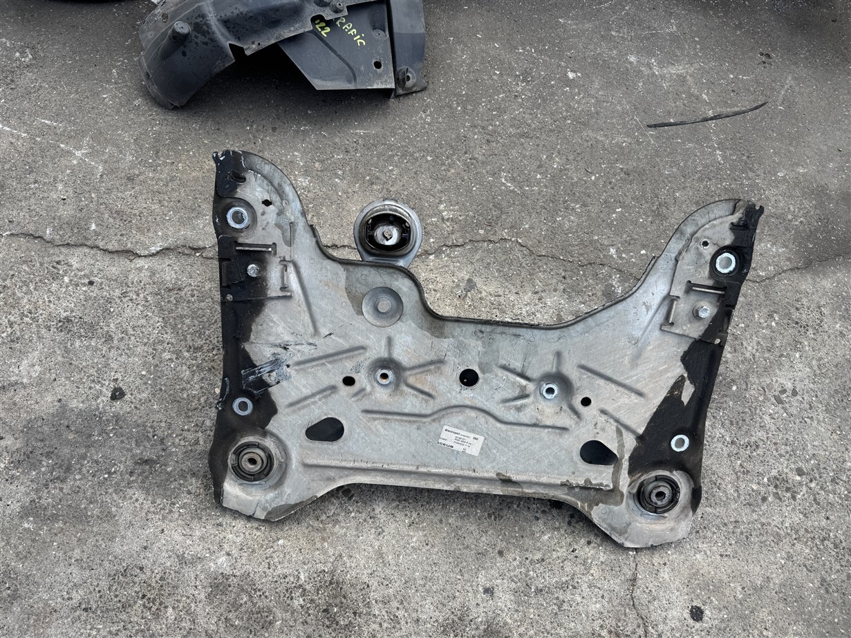 OEM 544016605R Etureki Renault Traficille image 4