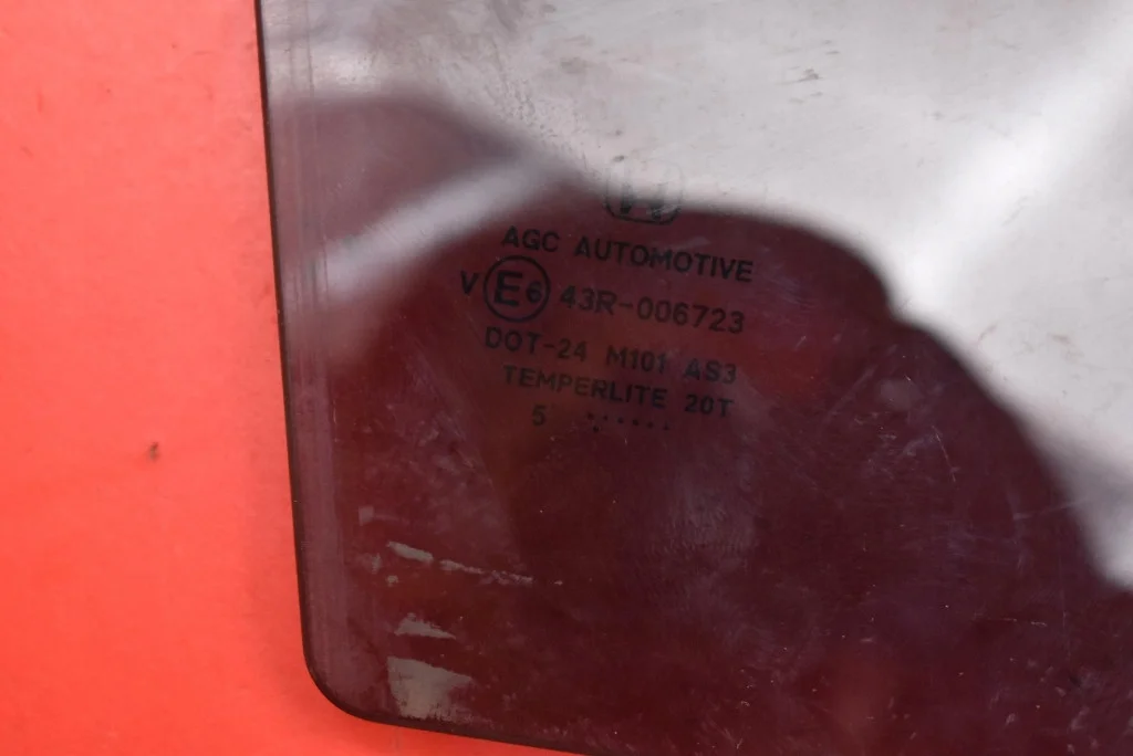 VITRE LATÉRALE DROITE ARRIÈRE HONDA CIVIC 9 image 6