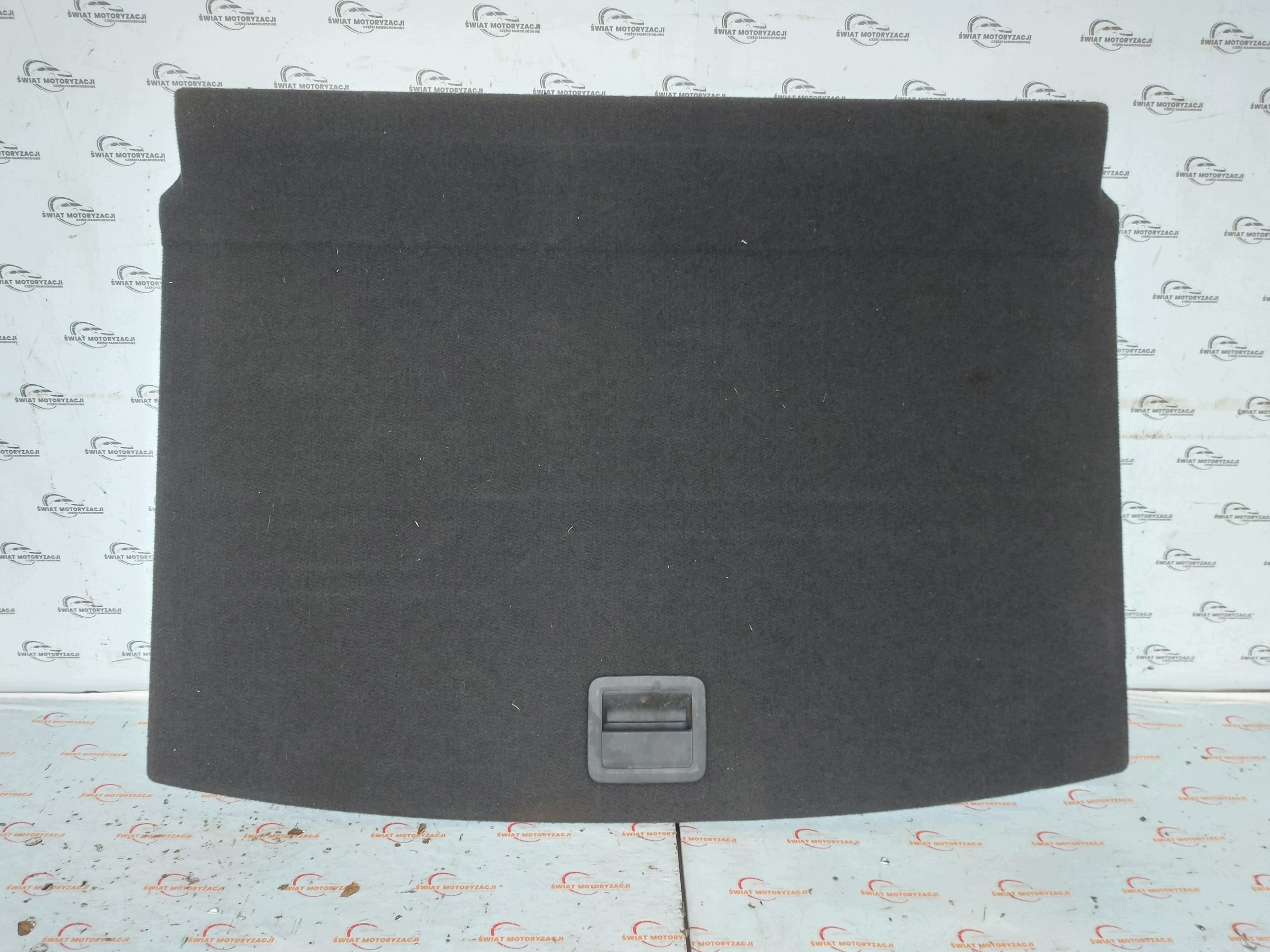 Alfombrilla de maletero OEM 5G6858855 para VW Golf VII 2020 image 2