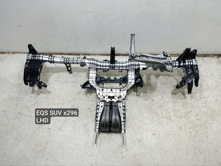 Mercedes-Benz EQS SUV 2023 kojelaudan pidike A2966804604