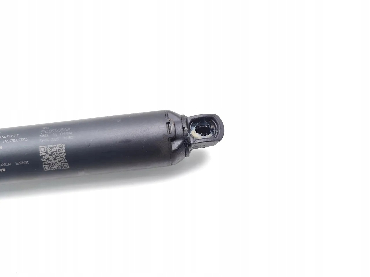 Chery Omoda 5 Boot Strut OEM 554001235AA - Right image 5
