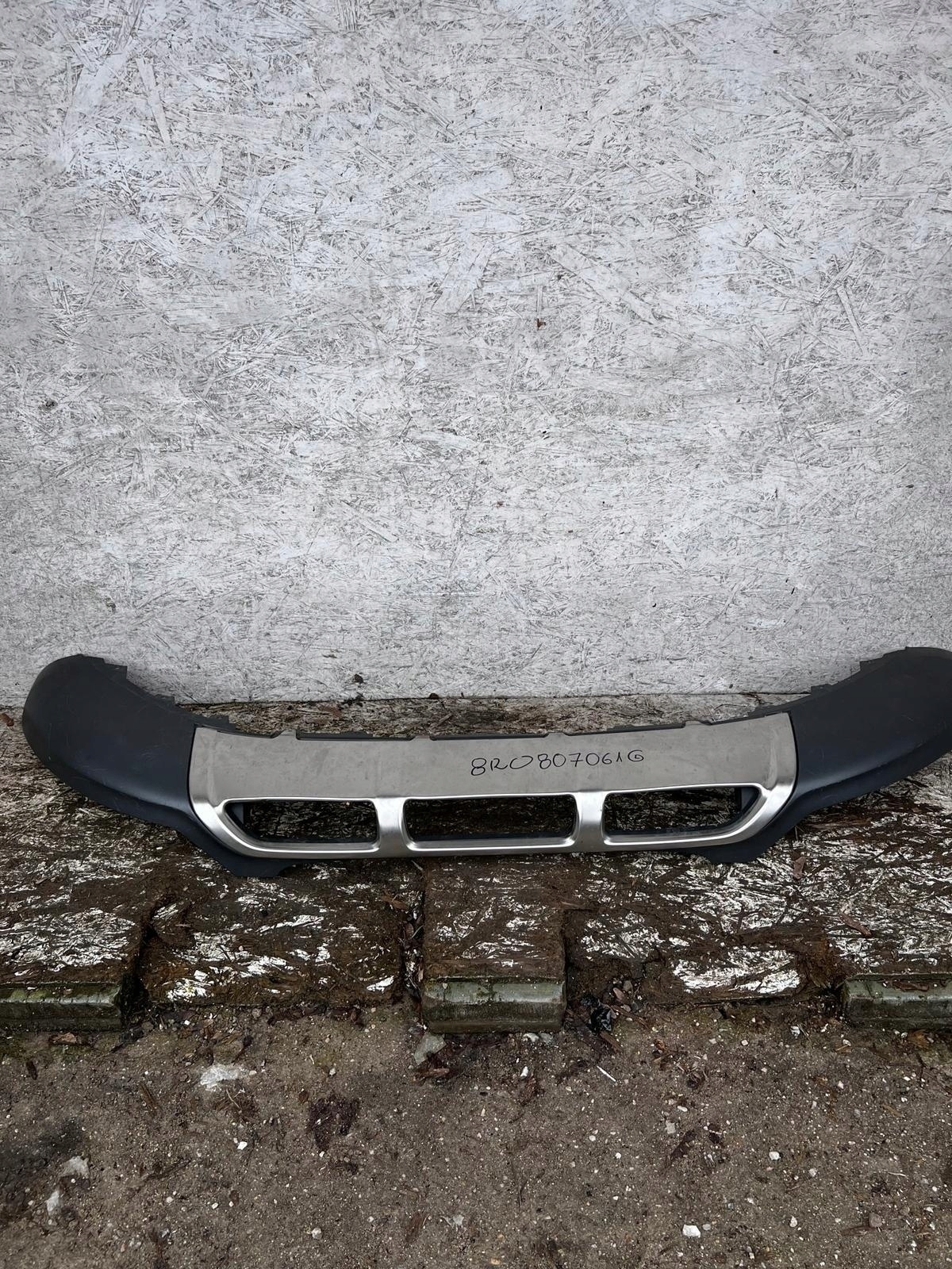 Audi Q5 8R Front Bumper Spoiler OEM 8R0807061G