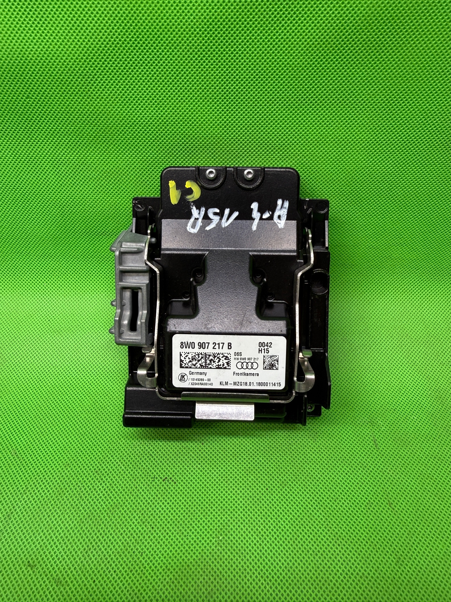 Câmera Audi A4 B9 OEM 8W0907217B - Assistente de faixa image 2