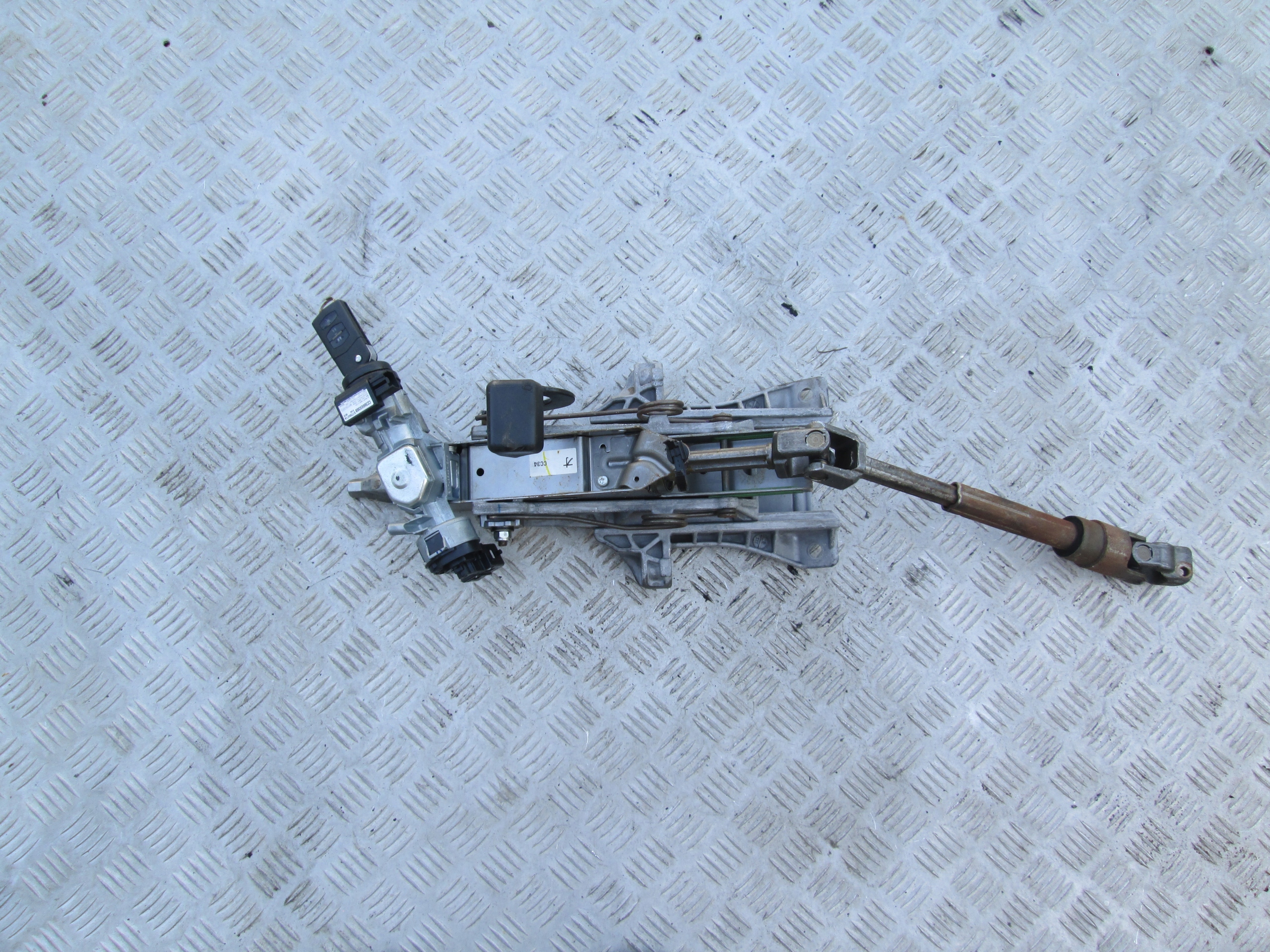 Interruptor de ignição Mazda OE C23666938B - Usado image 2