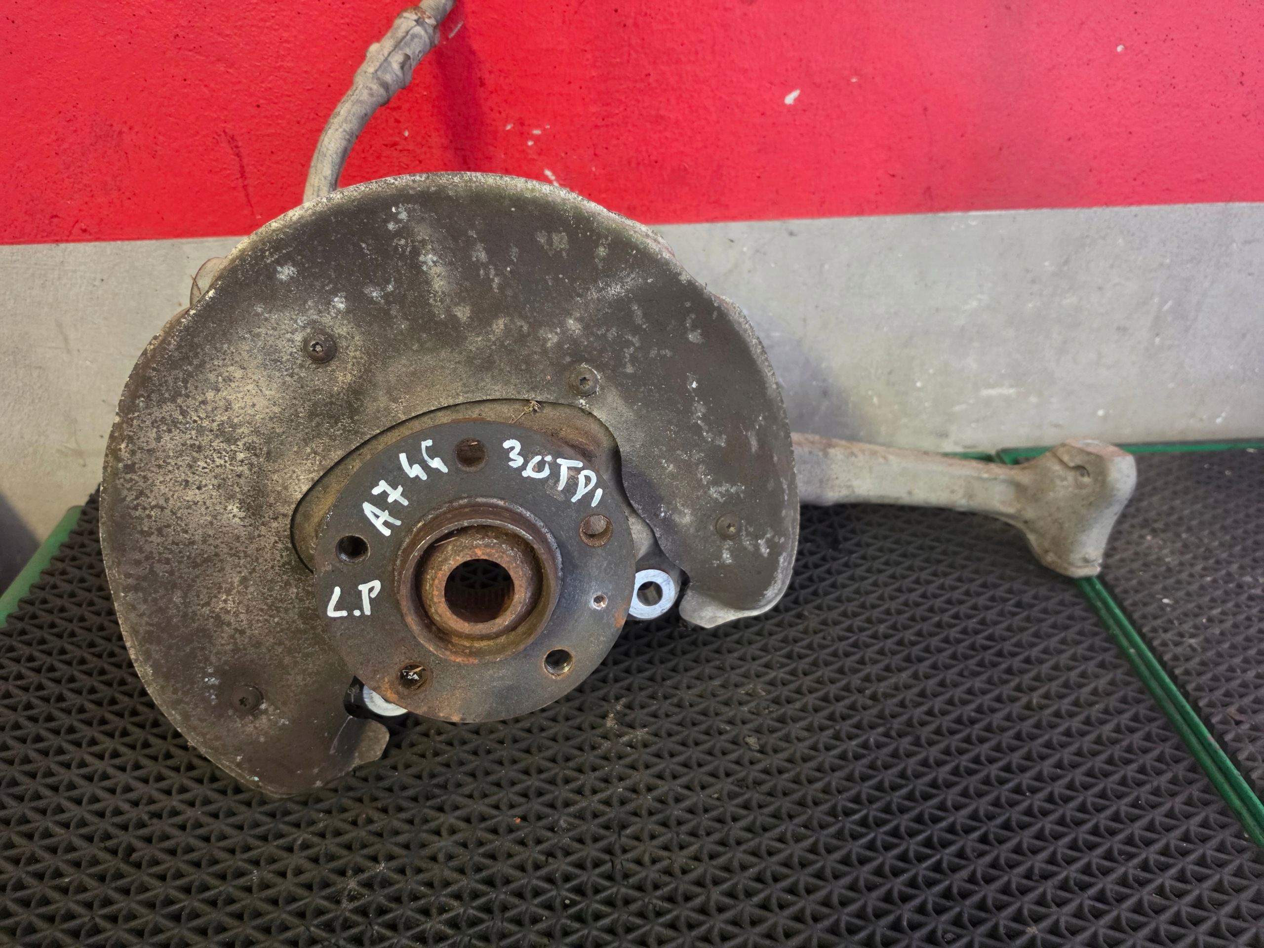Vasen etuohjausnivel OEM 4G0407241 Audi A6 image 2