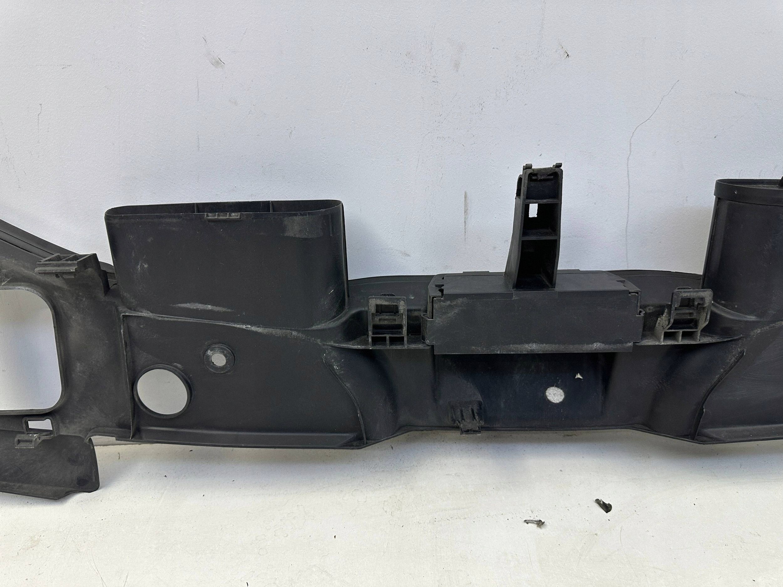Capa cinto dianteiro OEM A2185000755 Mercedes CLS image 6