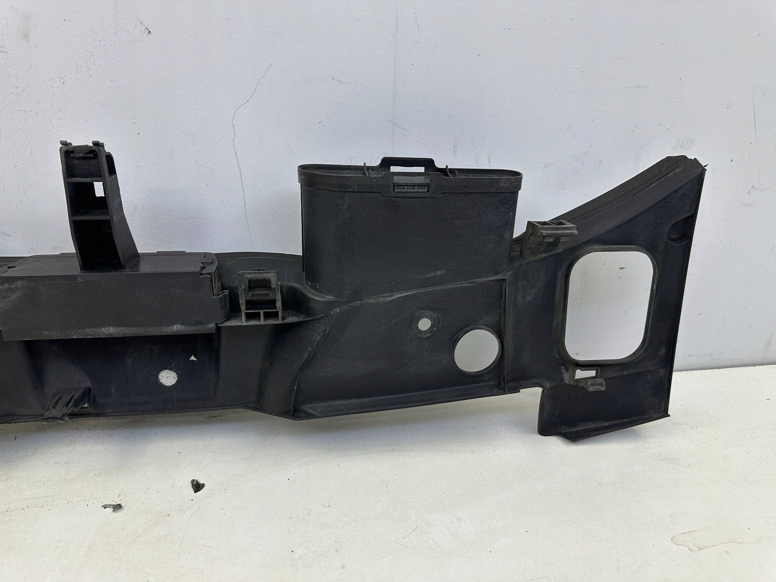 Capa cinto dianteiro OEM A2185000755 Mercedes CLS image 7