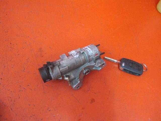 Audi A4 Stacyjka OEM 4B0905851 - Pieza Usada image 2