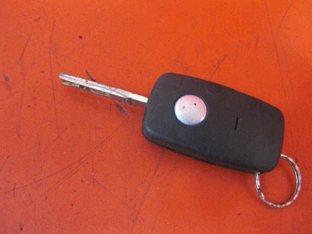 Audi A4 Stacyjka OEM 4B0905851 - Pieza Usada image 6