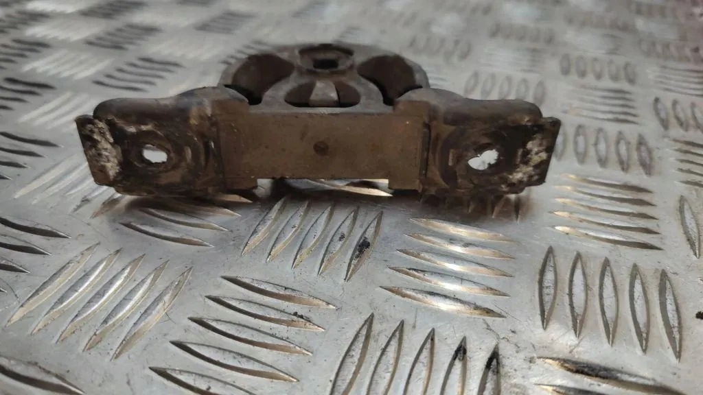 BMW OE 7503027 Support Arrière Échappement X5 E53 M62 image 3