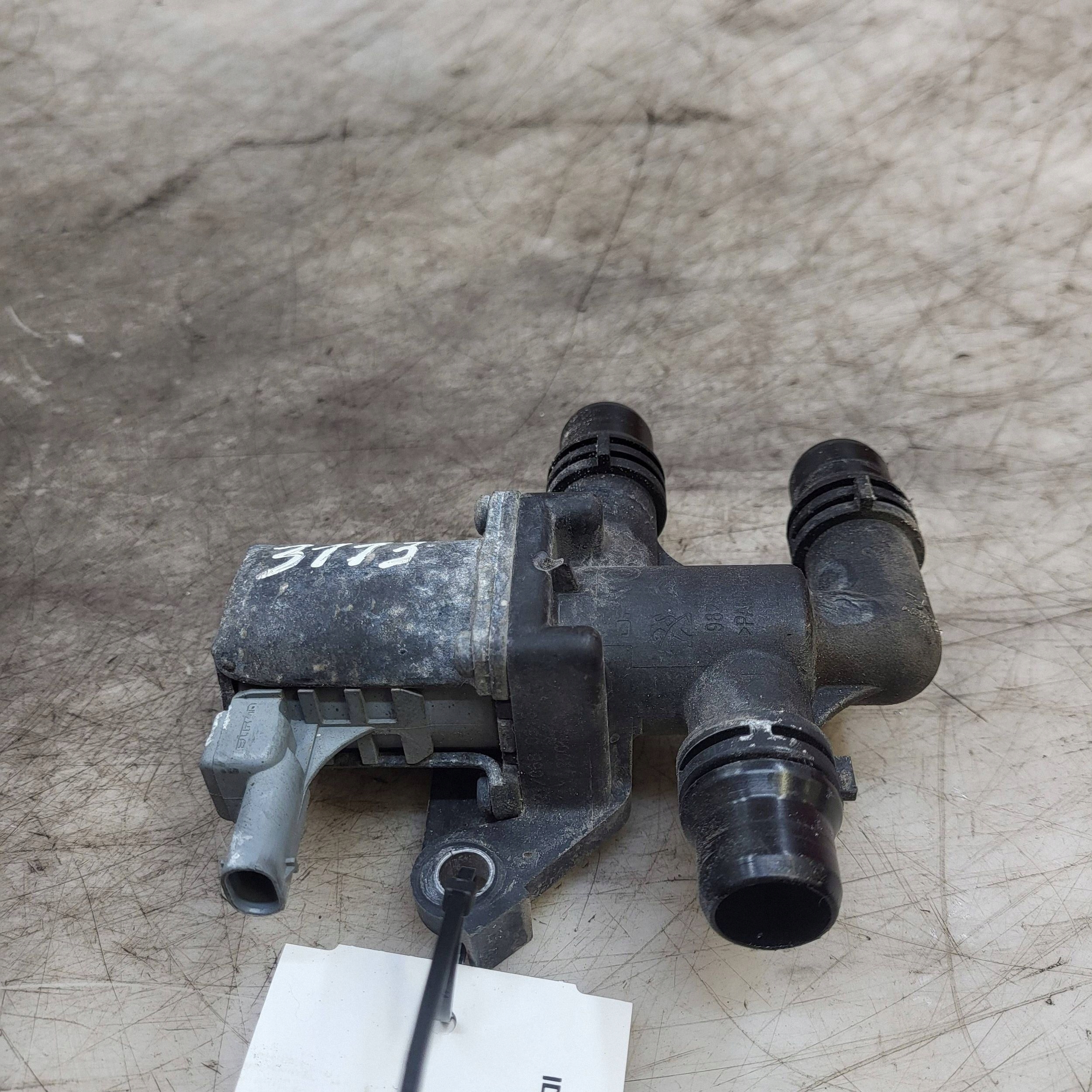 Pompe à eau Citroen OEM 9829266280 pour C4 III e-C4
