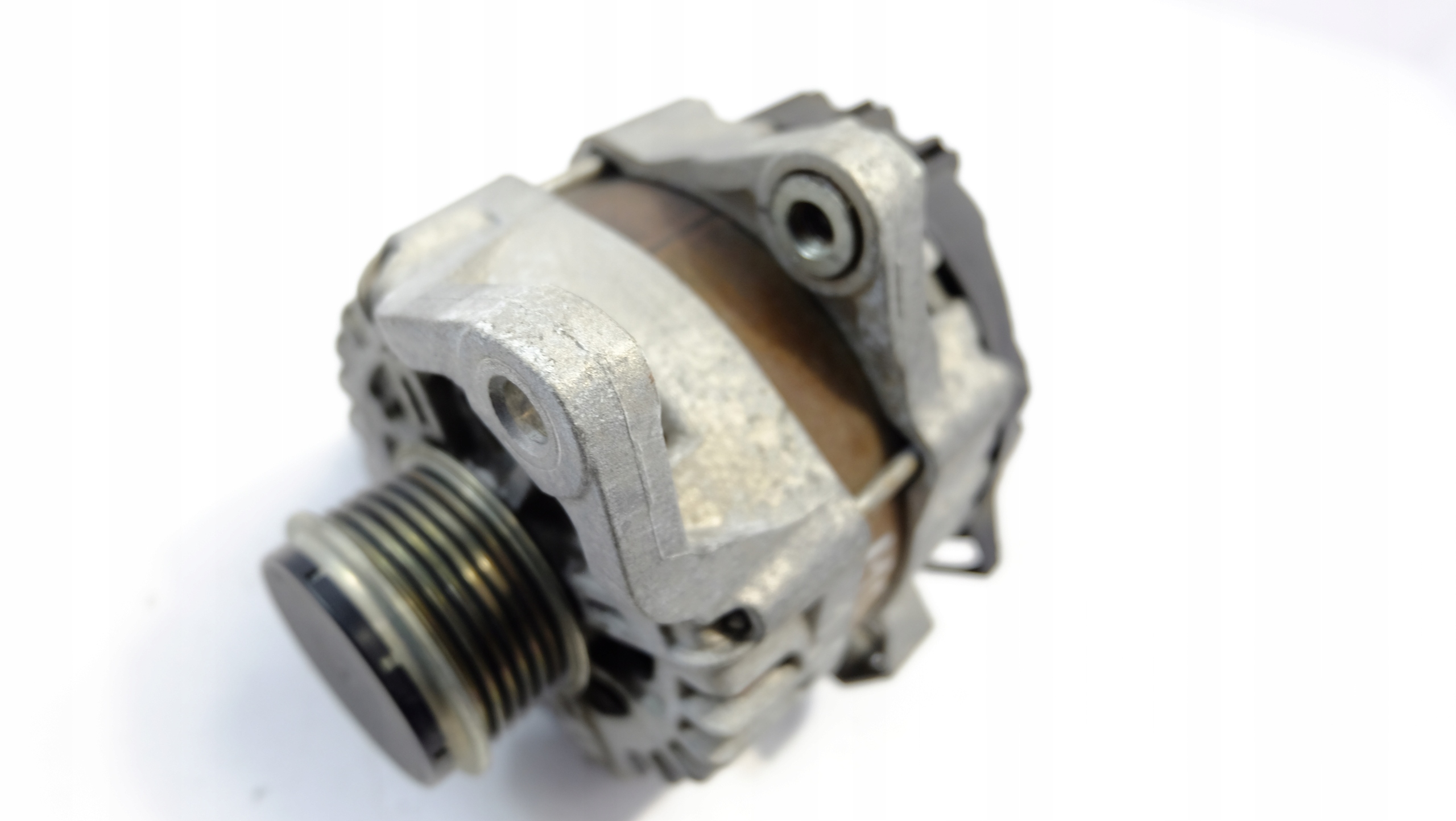 HYUNDAI I10 II 1.0 LICHTMASCHINE 37300-04835 image 9