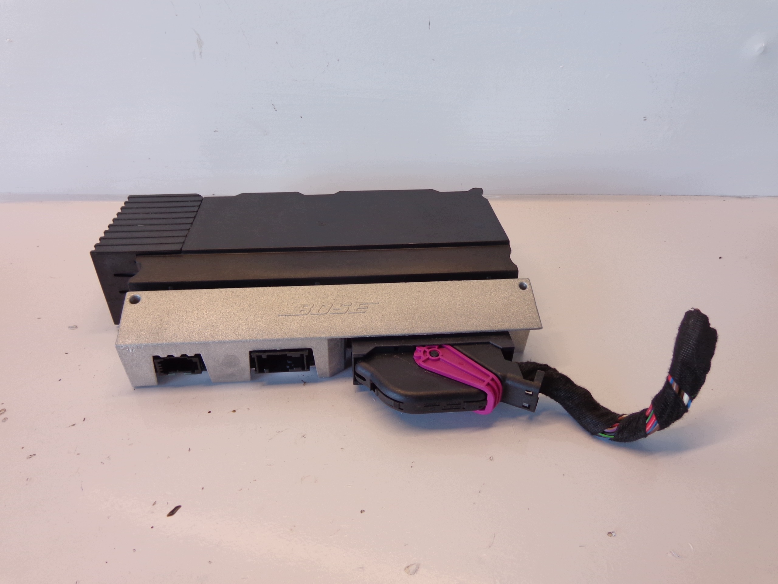 Bose Audio Amplifier OEM 4F0035223P for Audi A6 C6