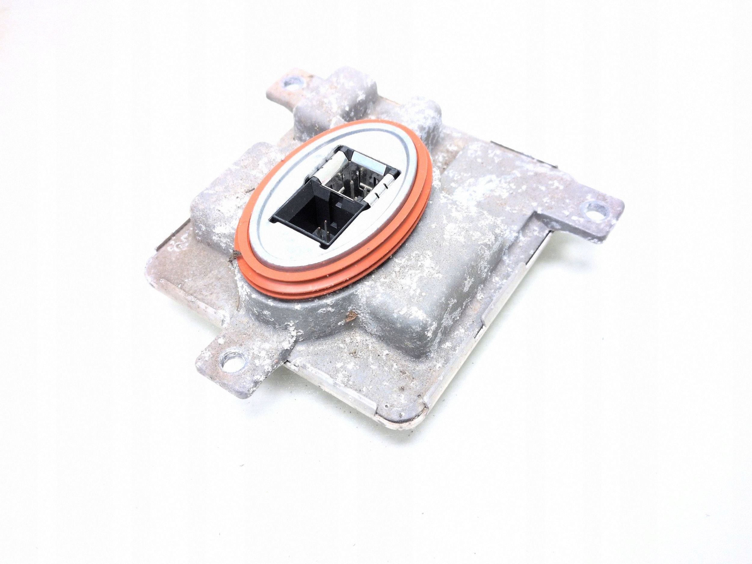 Xenon-virtalähde OEM 7318327 Vasen BMW F10:lle