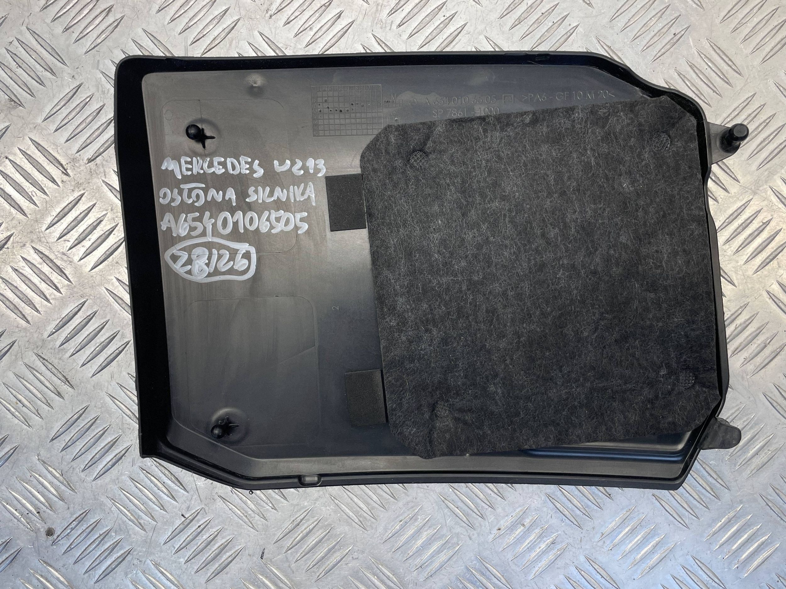 Mercedes-Benz OE A6540106505 Obere Motorabdeckung image 8