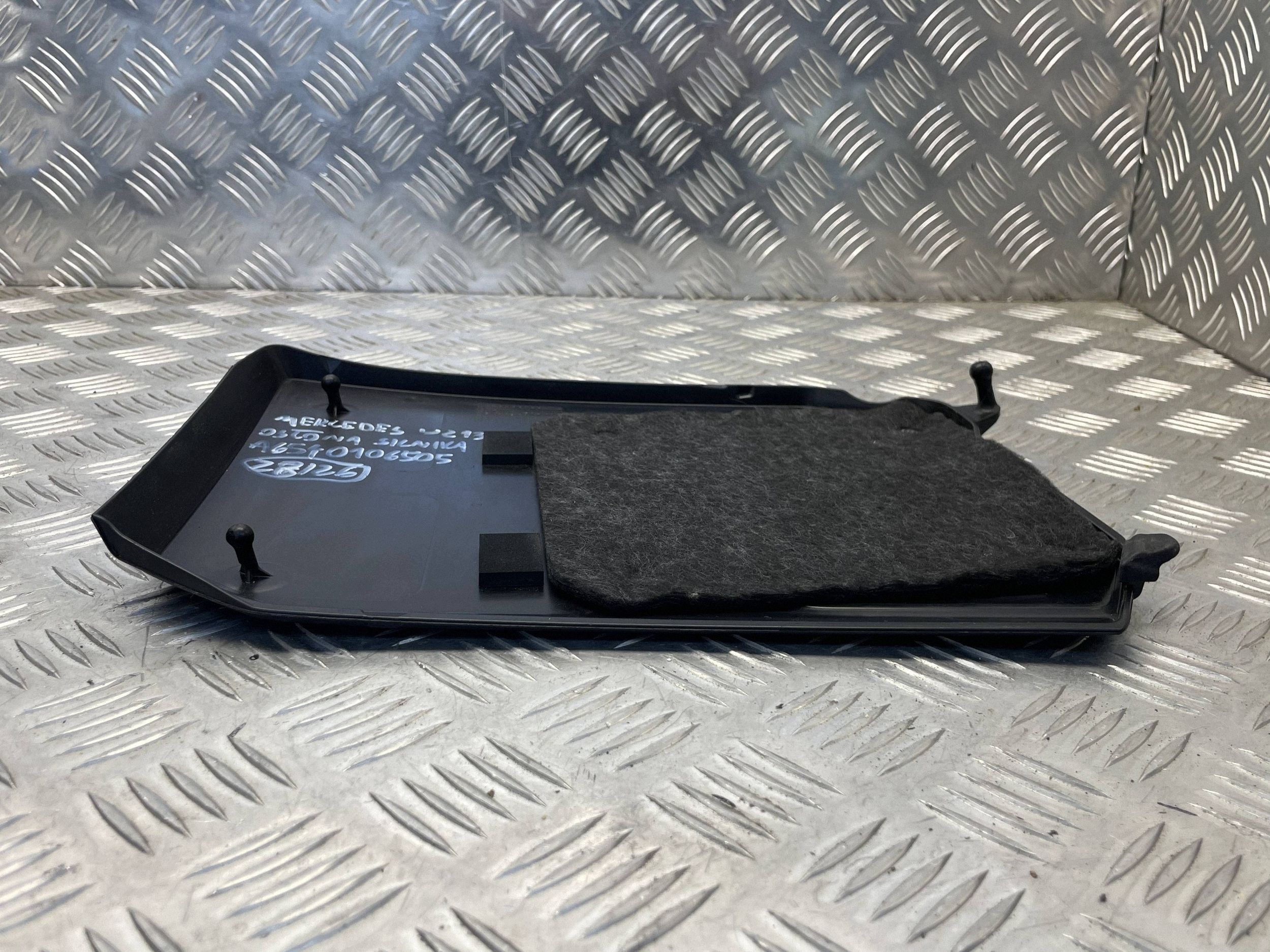 Mercedes-Benz OE A6540106505 Obere Motorabdeckung image 10