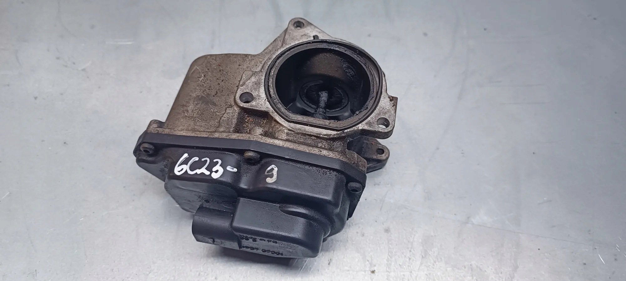 EGR-venttiili OEM 03L131501K VW Passat B7 2.0L Diesel image 2