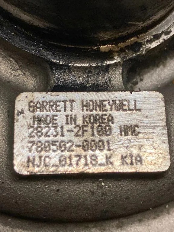 Turbocompressor usado OEM 282312F100 para Kia Sorento II image 8