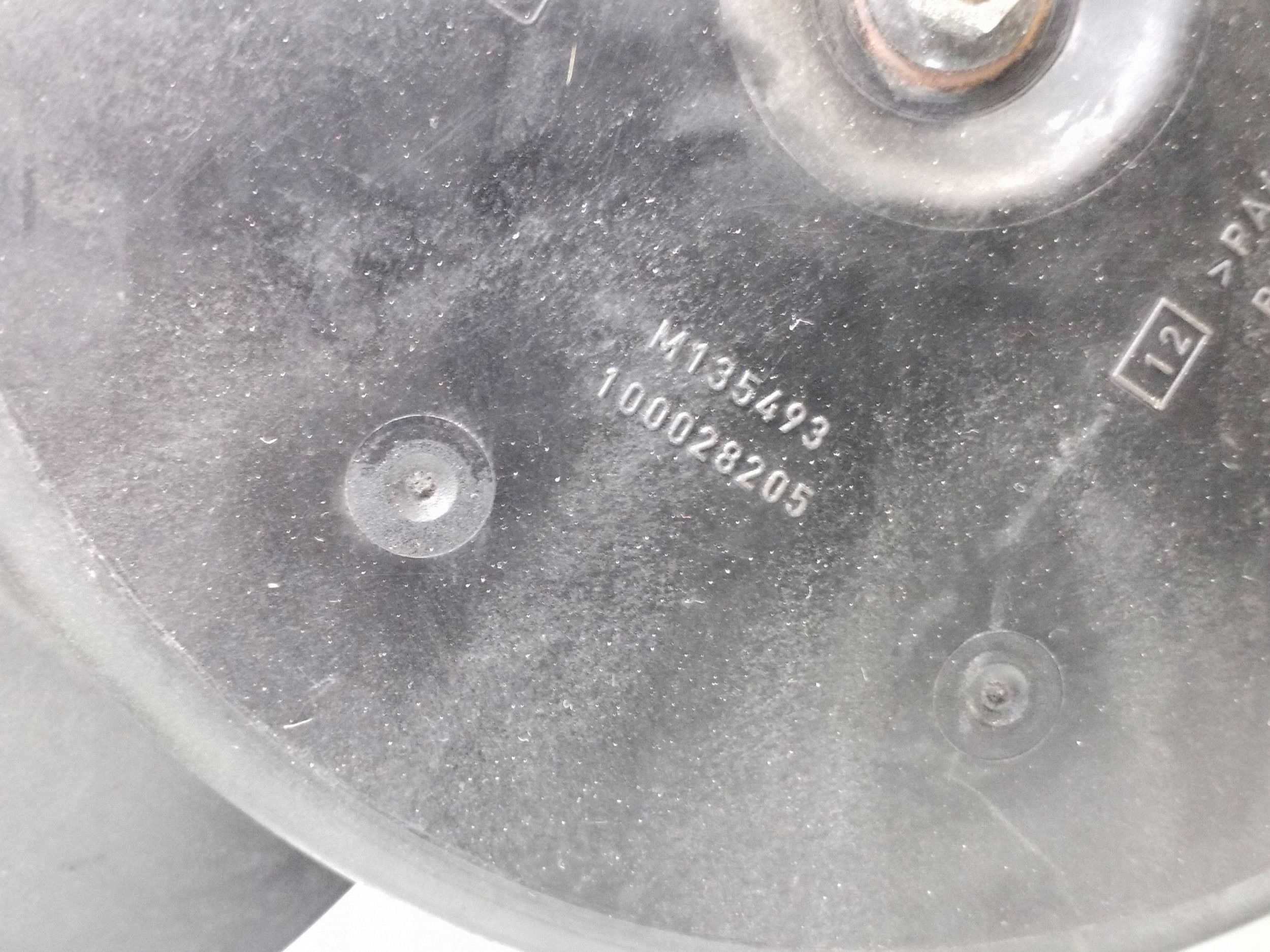 OEM 100028205 etuhihna Renault Megane III:lle