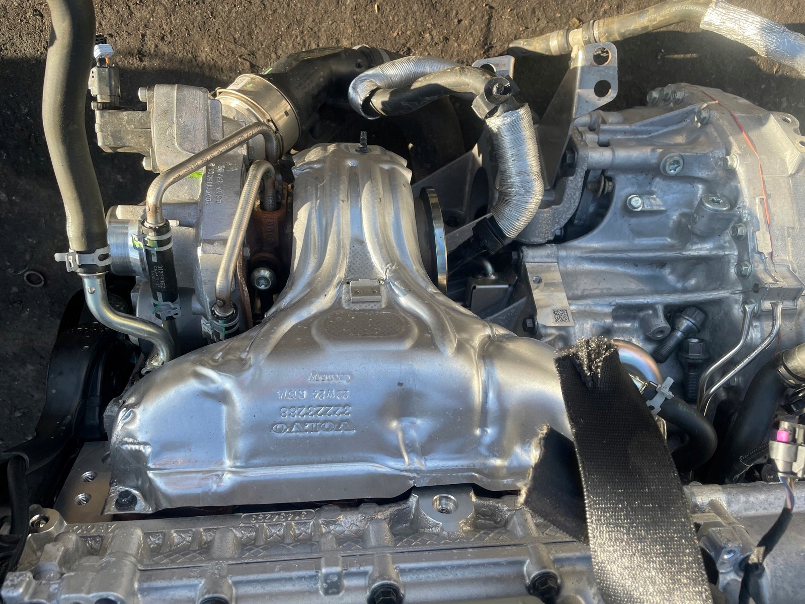 VOLVO XC60 II XC90 II 2.0 T8 Moottori B4204T56 image 6