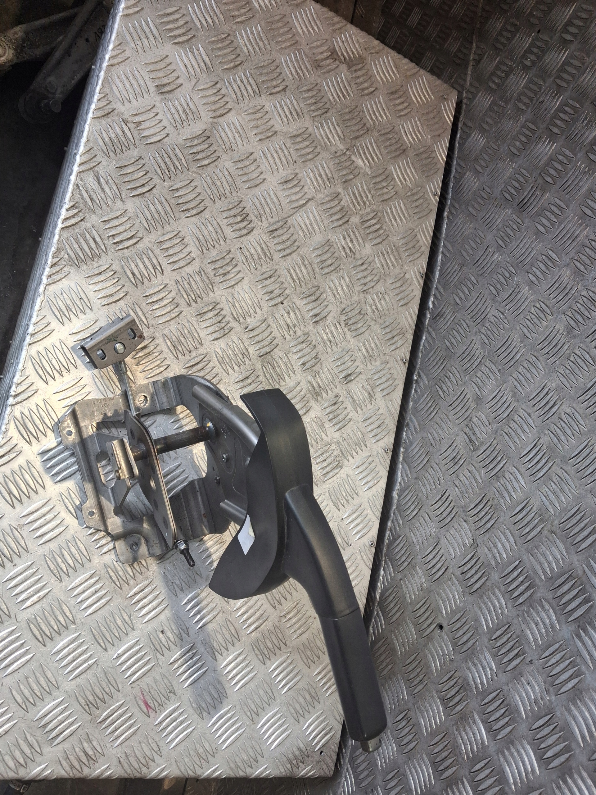 Käsijarruvipu OEM 11319443 Nissan Qashqai image 2