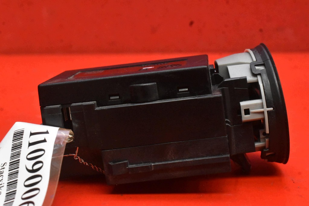 Interrupteur de contact OEM 3C0905843T VW Passat B7 image 3