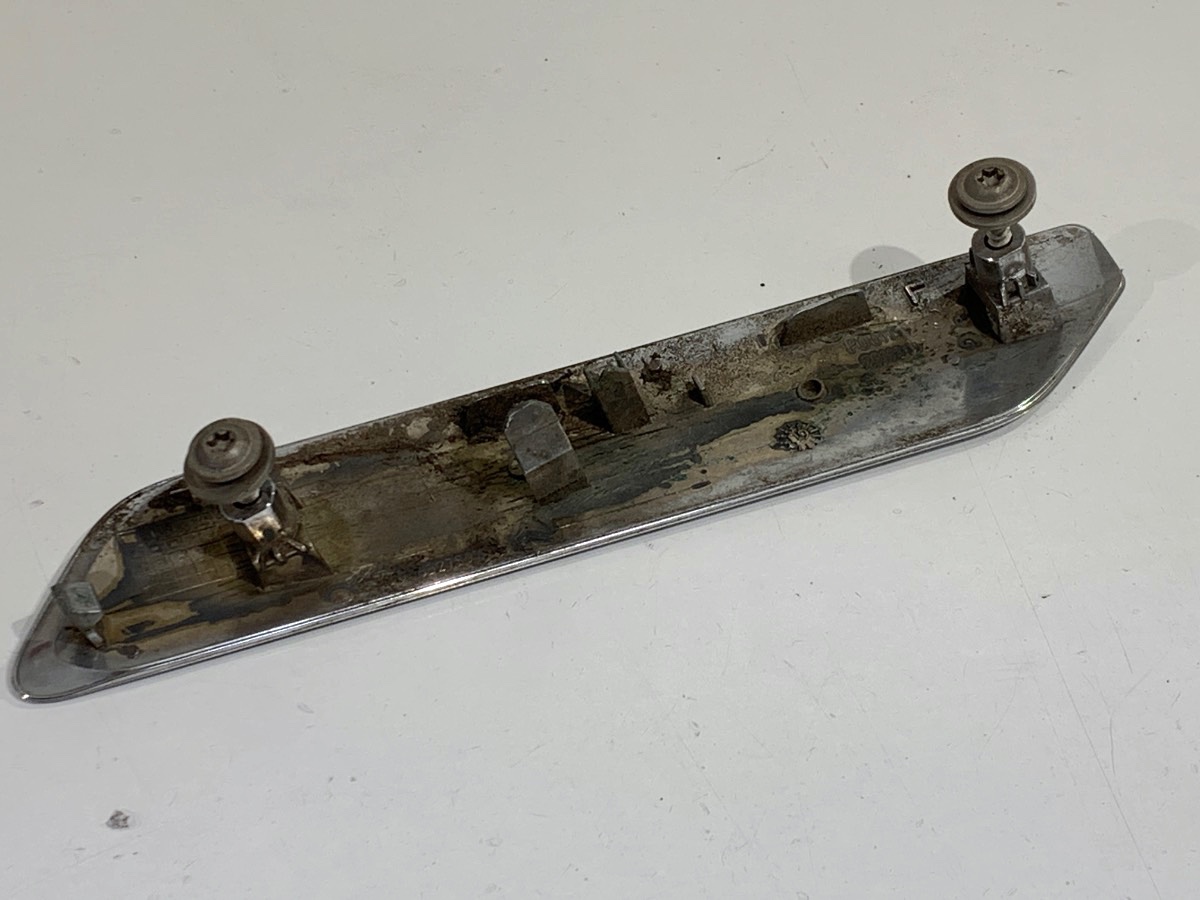 Rechte Heckstoßstangenleiste OEM 9683275977 für Citroën C5
