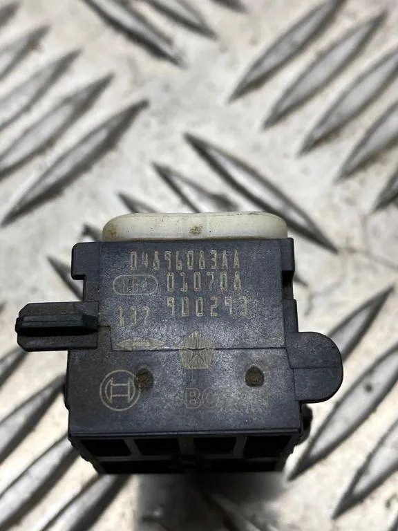 Sensor airbag Jeep Cherokee KJ OEM 04896083AA image 5
