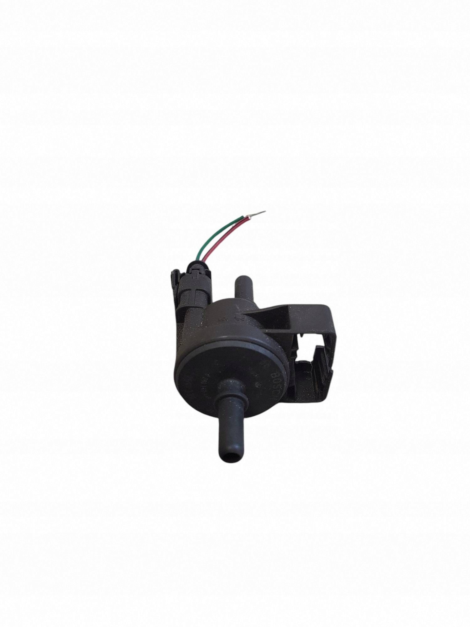 Válvula de vácuo Cadillac CTS OEM 12591334 - Usado image 3