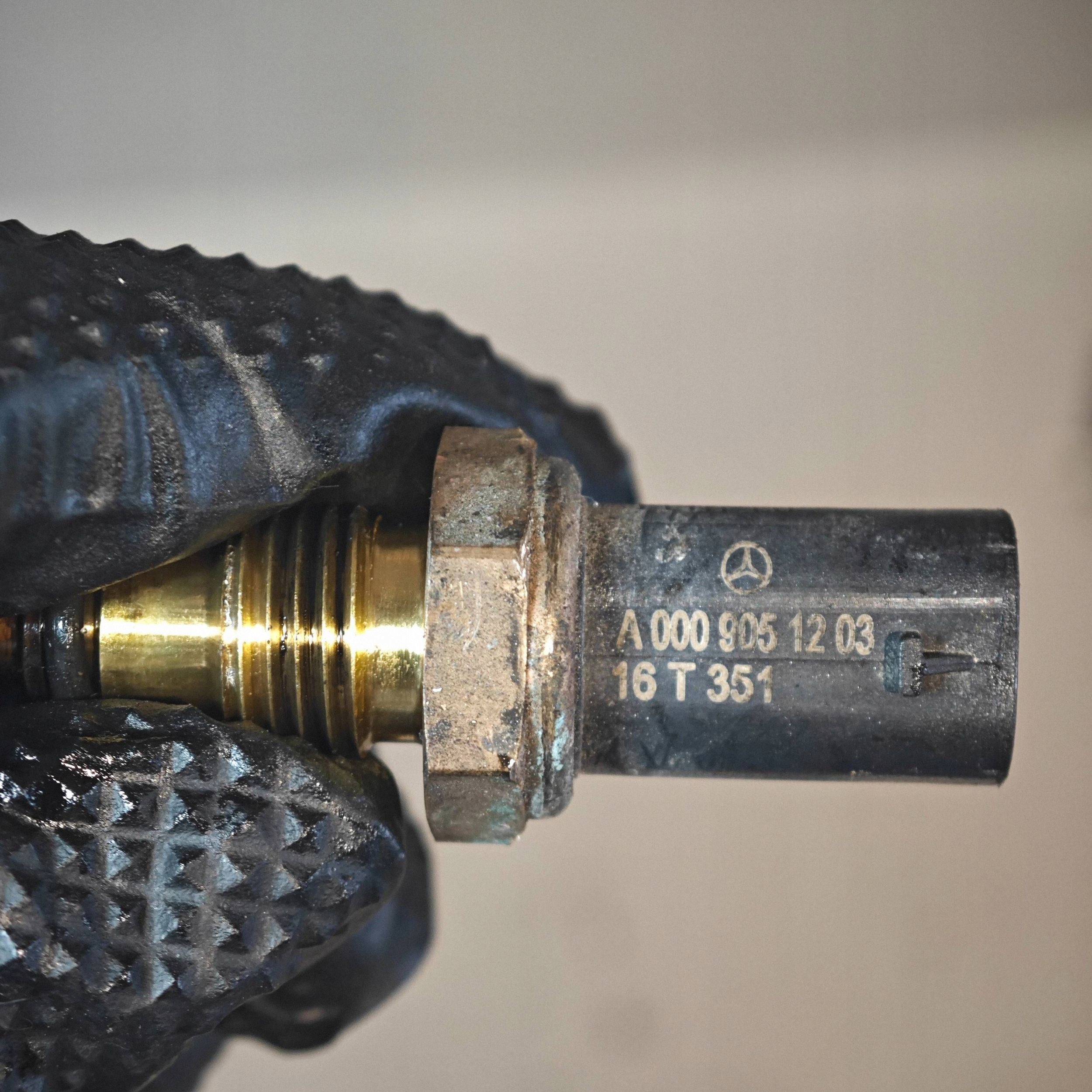 Sensor Temperatura Líquido OEM A0009051203 Mercedes-Benz image 3