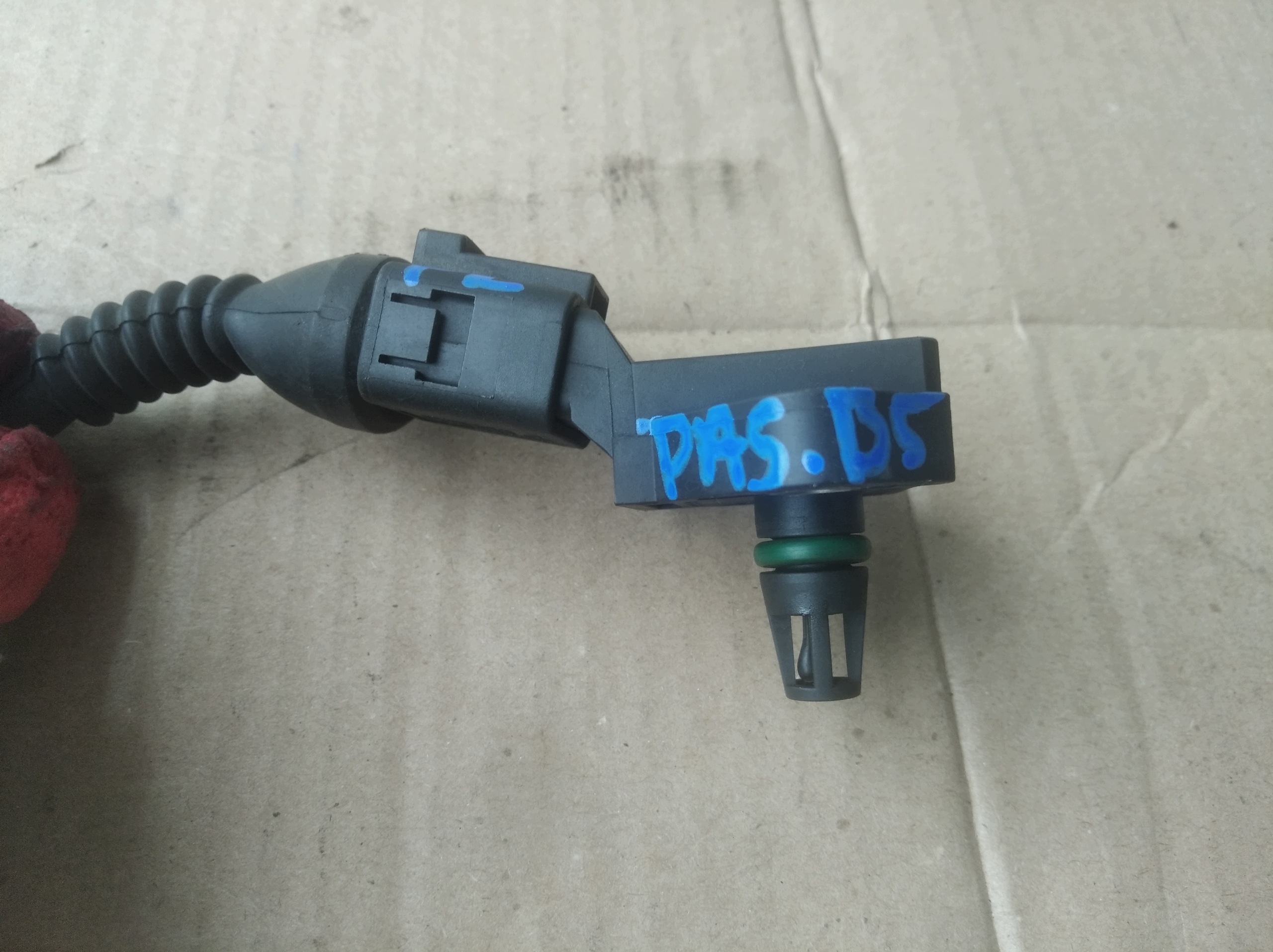 Intercooler lado esquerdo OEM 0281002401 para Audi Q7 2006 image 4