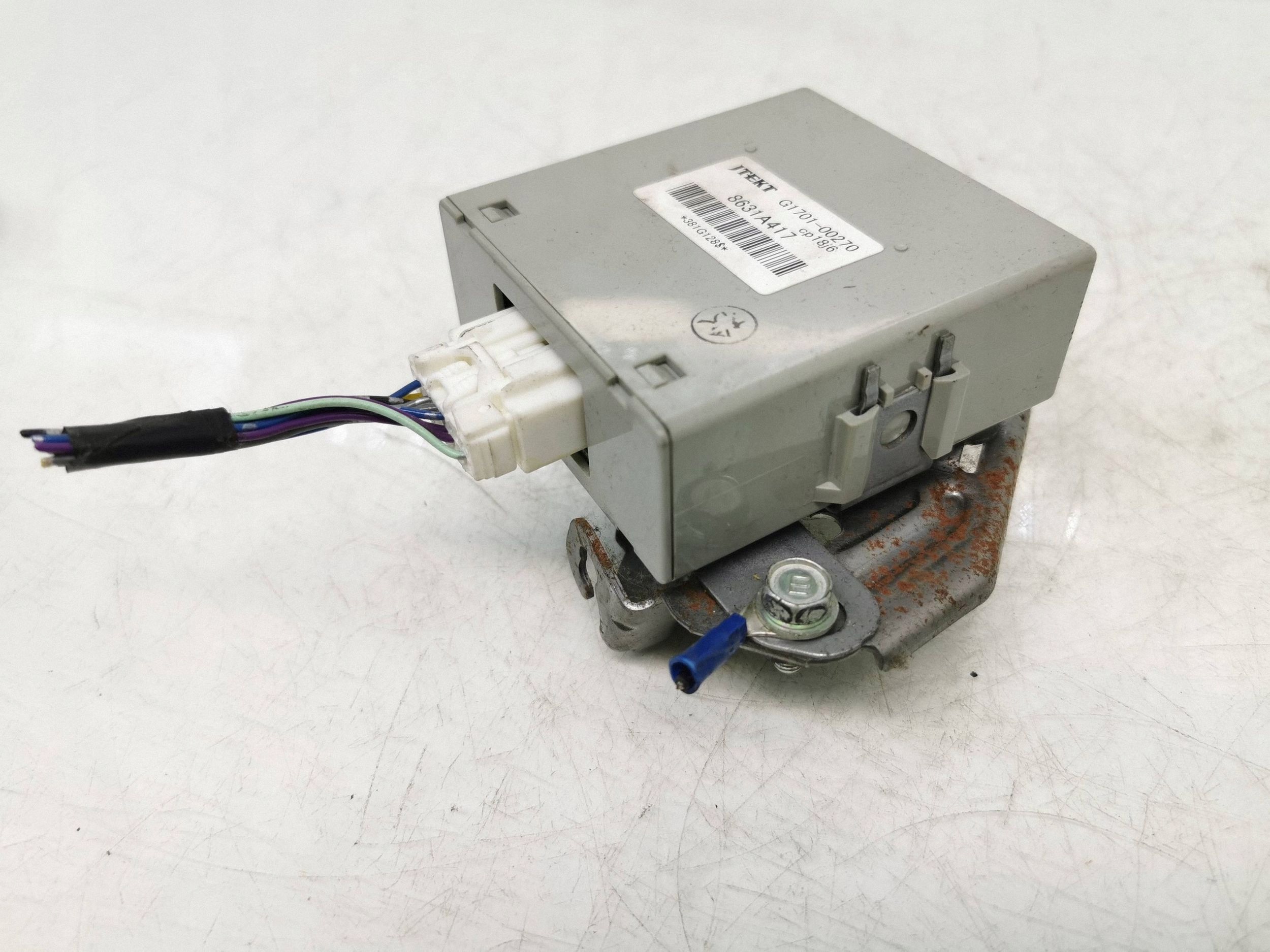Módulo Conforto OEM 8631A417 para Citroën C-Crosser image 2