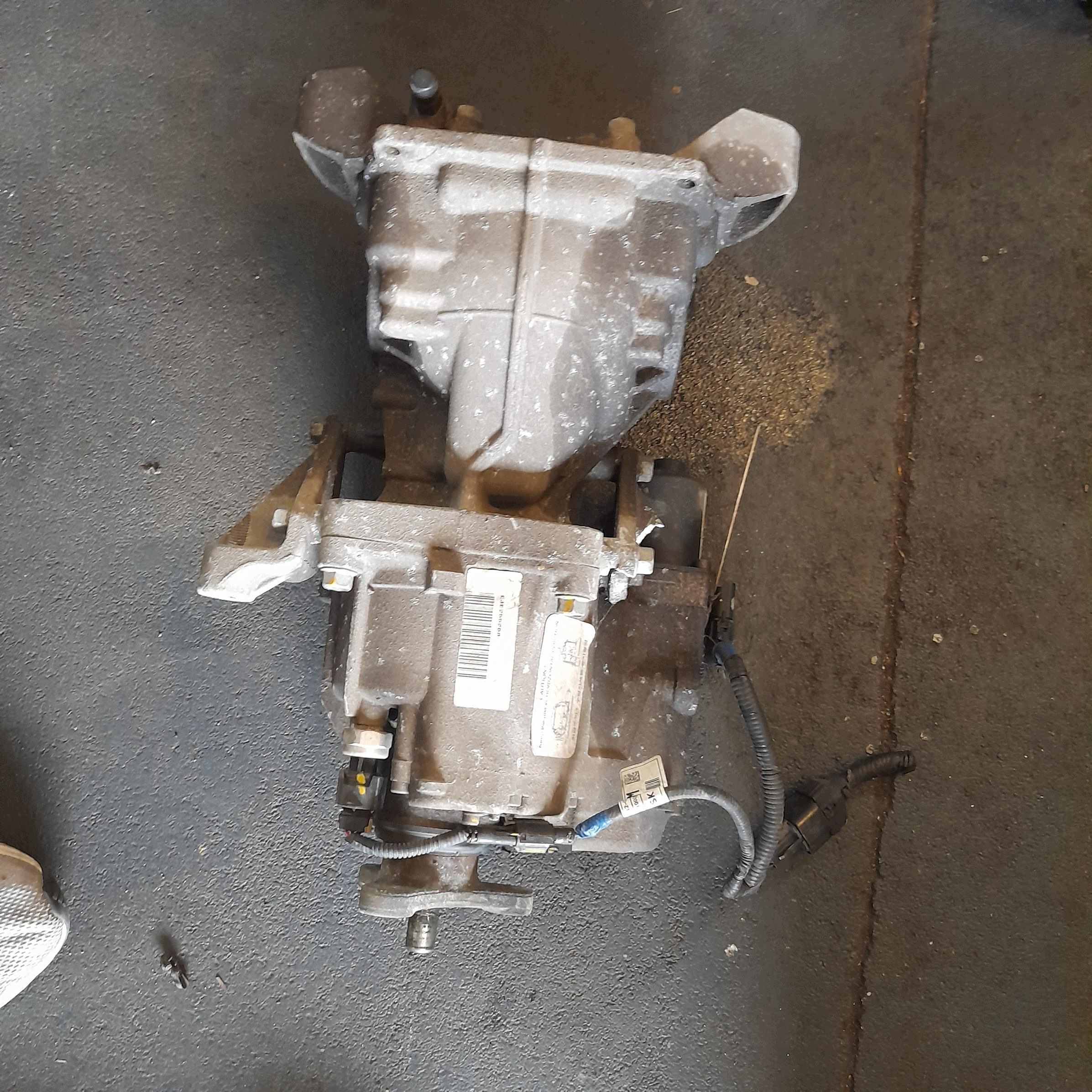 Différentiel Arrière Kia Sorento OEM M0017948 image 2