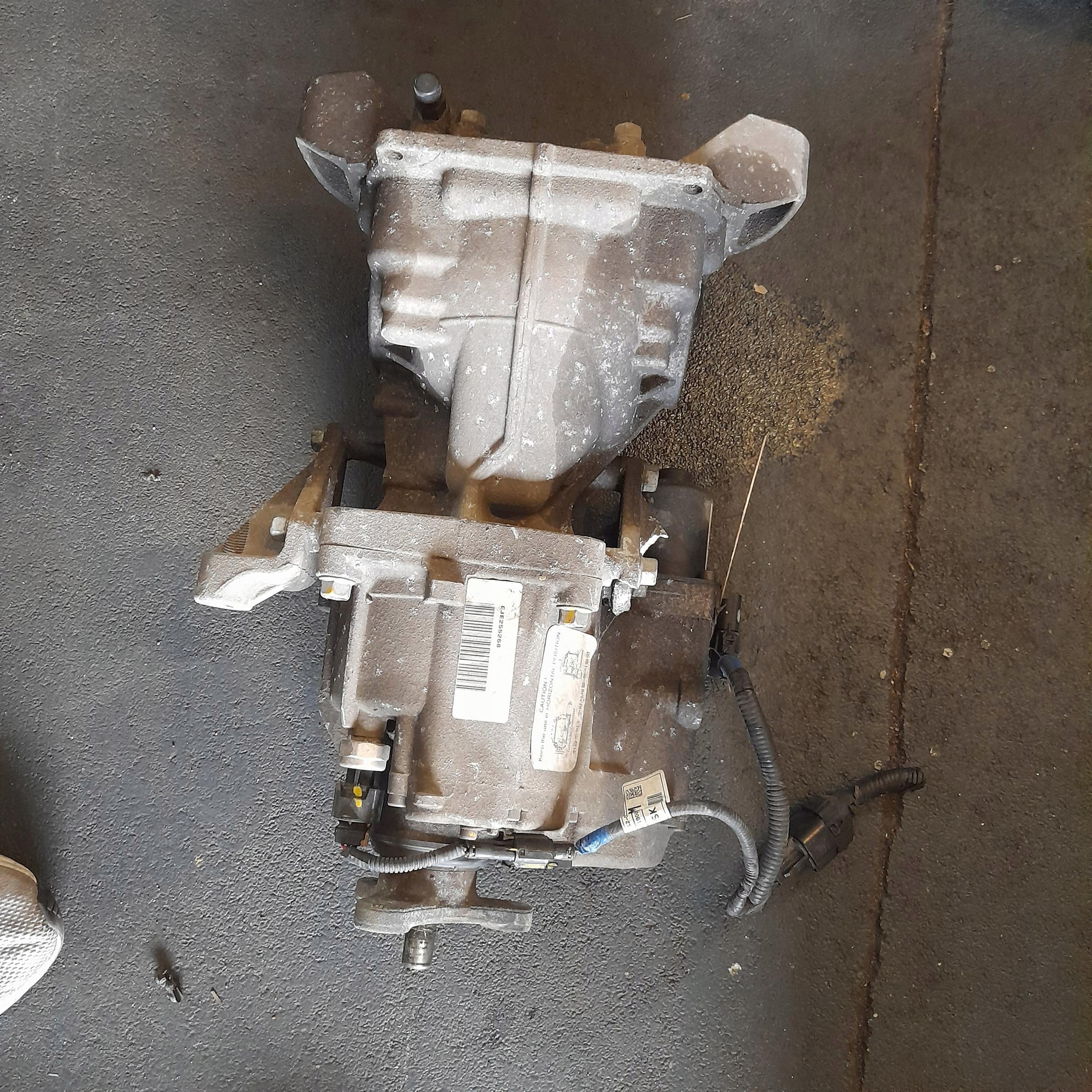 Kia Sorenton Taka-akselin Differenssipyörä OEM M0017948