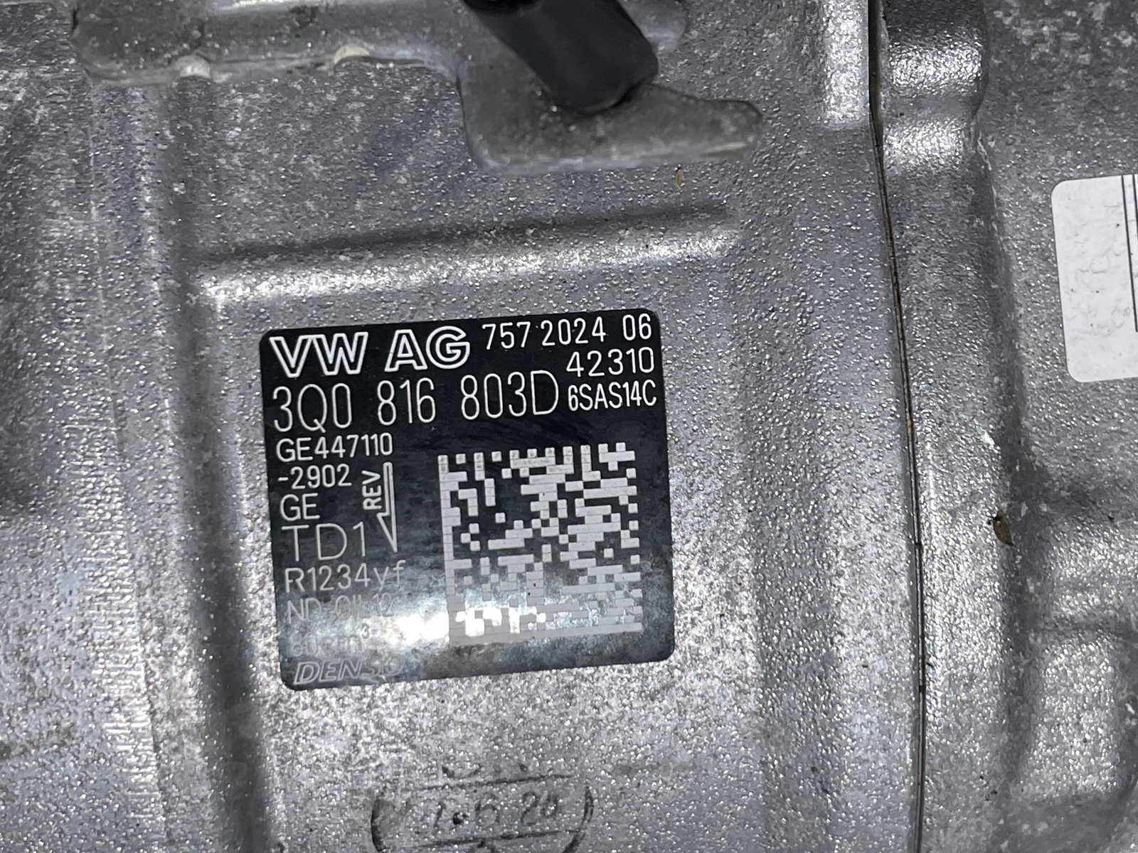 OEM 3Q0816803D Klimakompressor für VW Tiguan II 2 Lift image 3