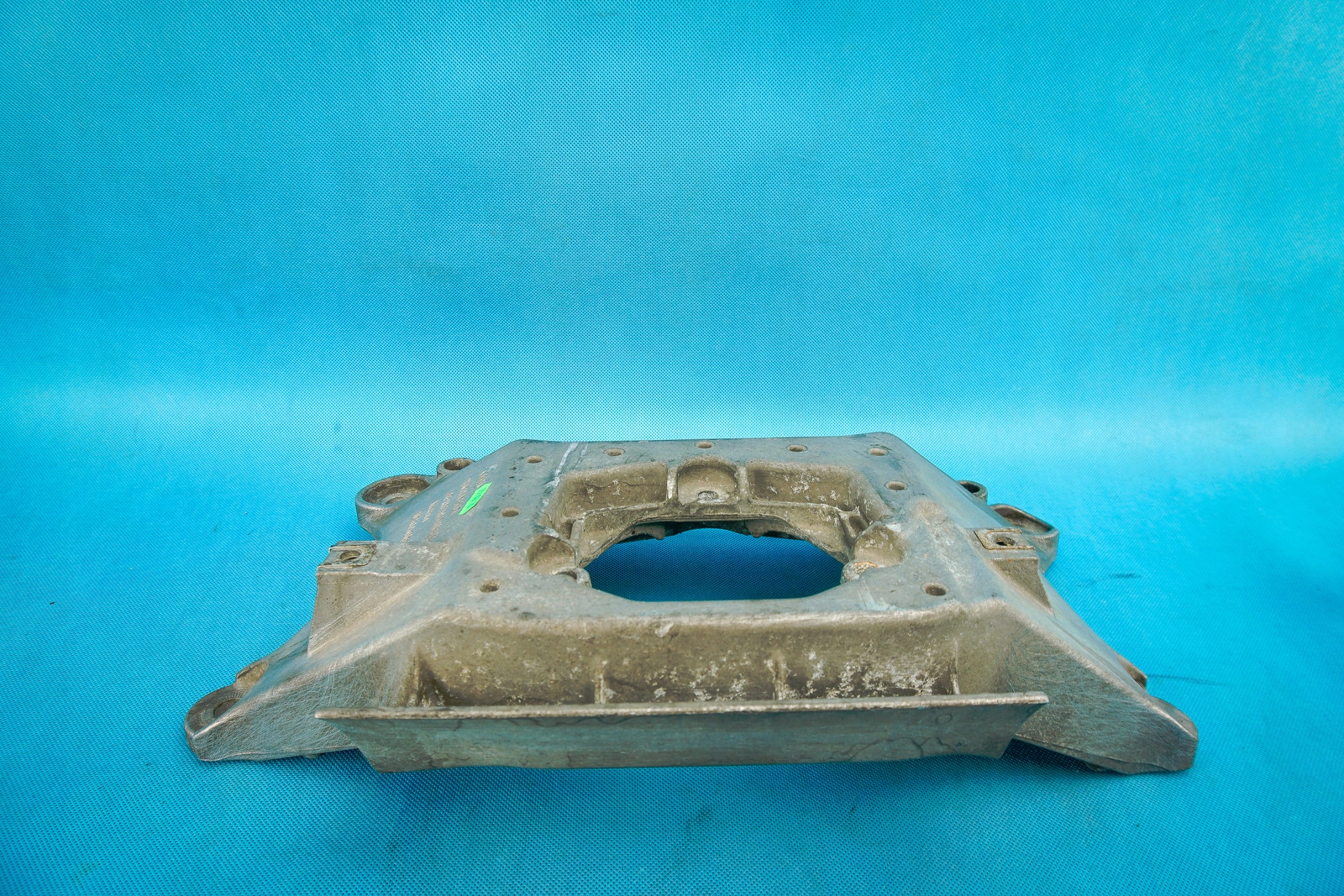 Gearbox Support Bracket OEM 8K0399263T - Used image 2