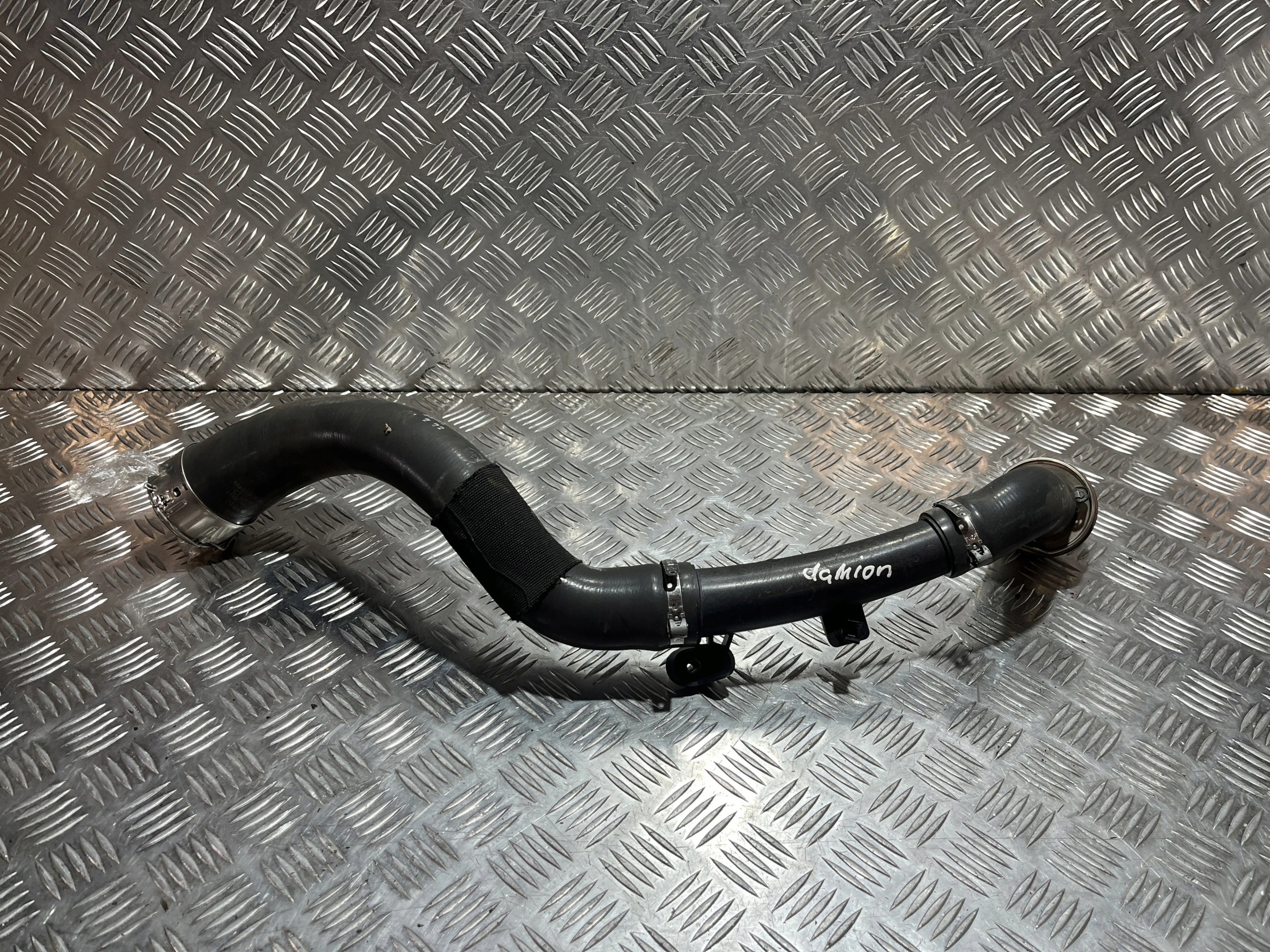 Turbo Intercooler Putki OEM 14460-6UB0A Nissanille image 2