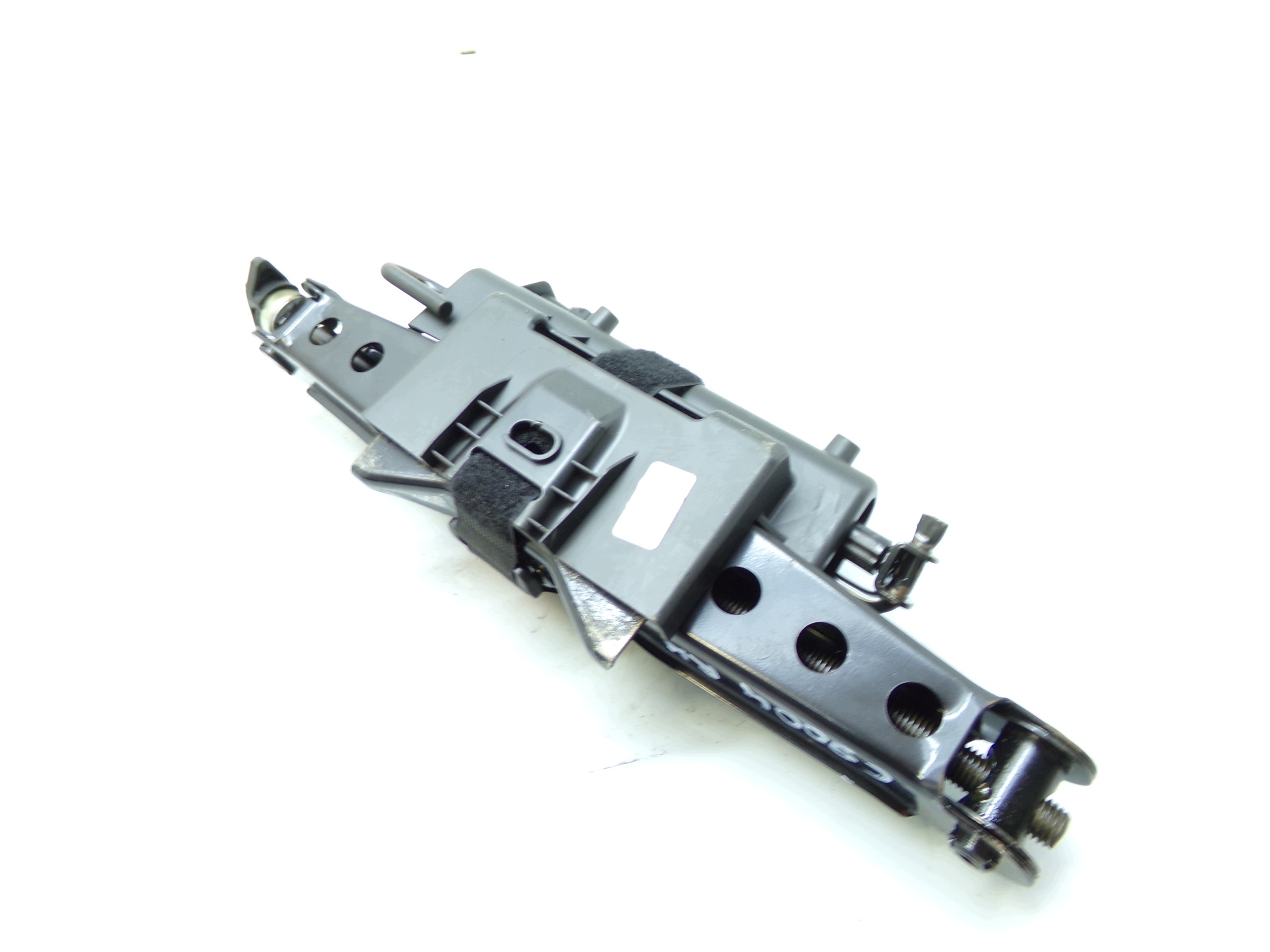Käytetty Audi tunkki OEM 8V0011031A A3 8V:lle