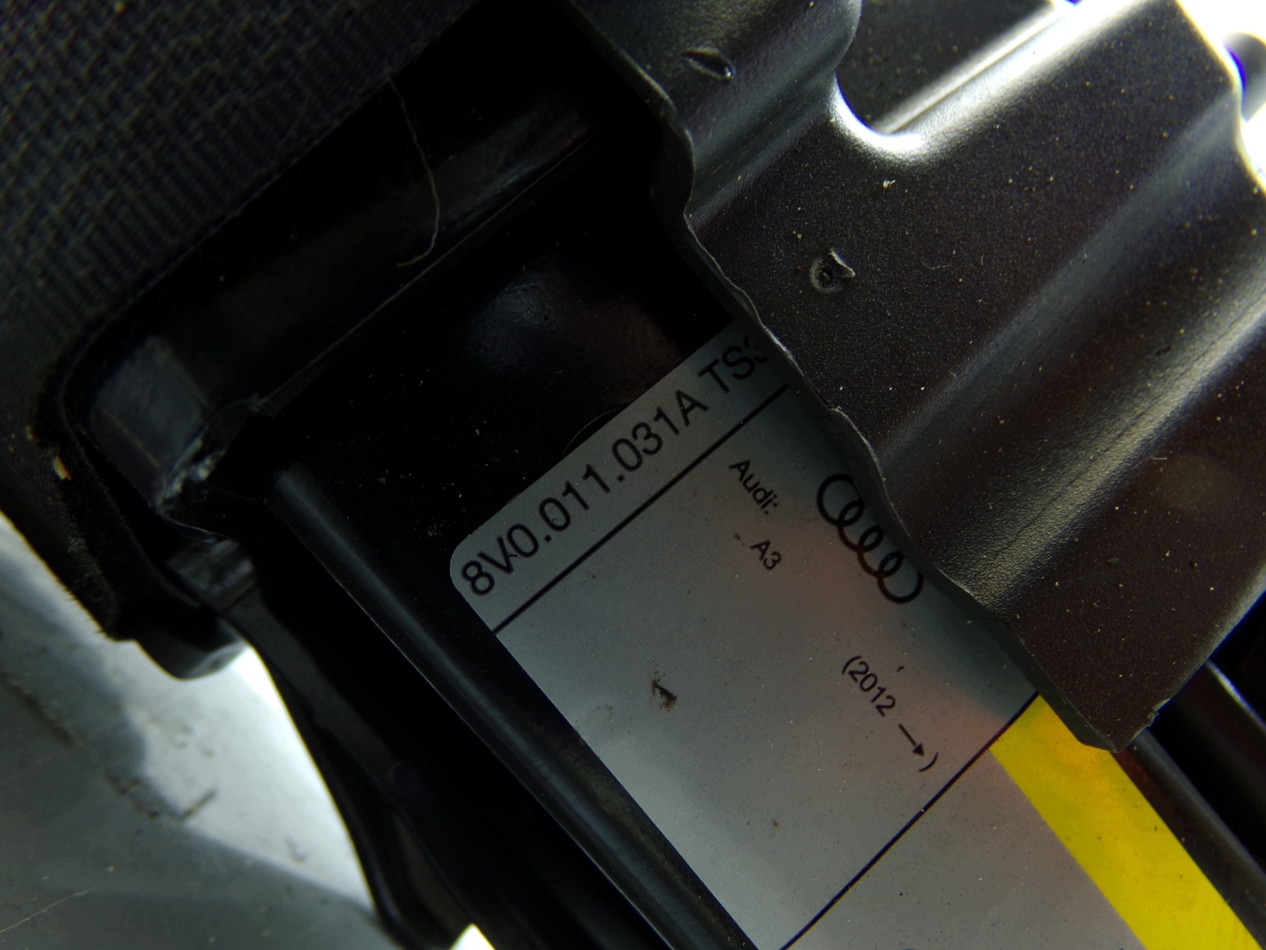 Macaco Audi usado OEM 8V0011031A para A3 8V image 3
