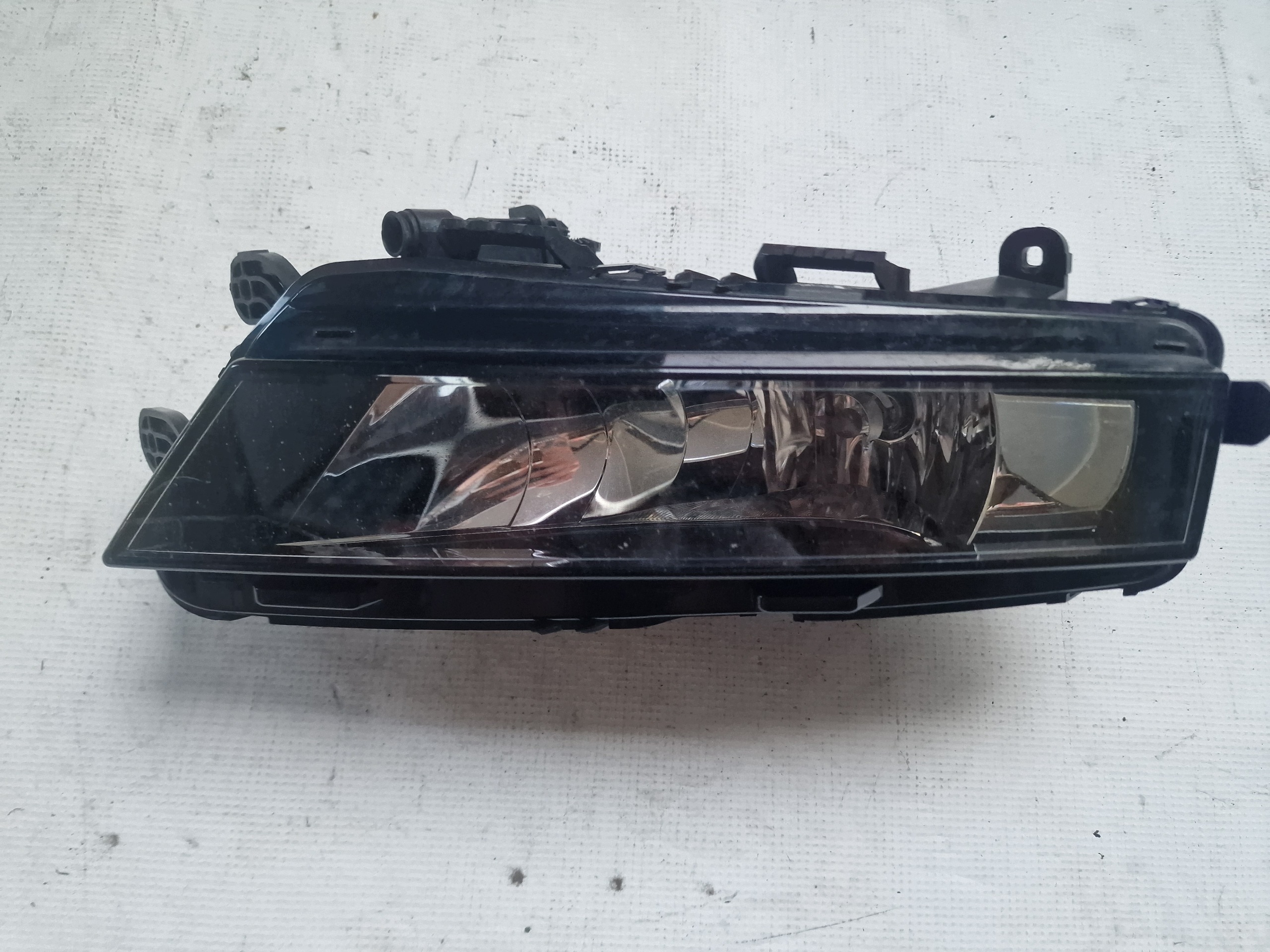 OEM 5E0941700F Halogeeni Oikea Etuvalo - Käytetty
