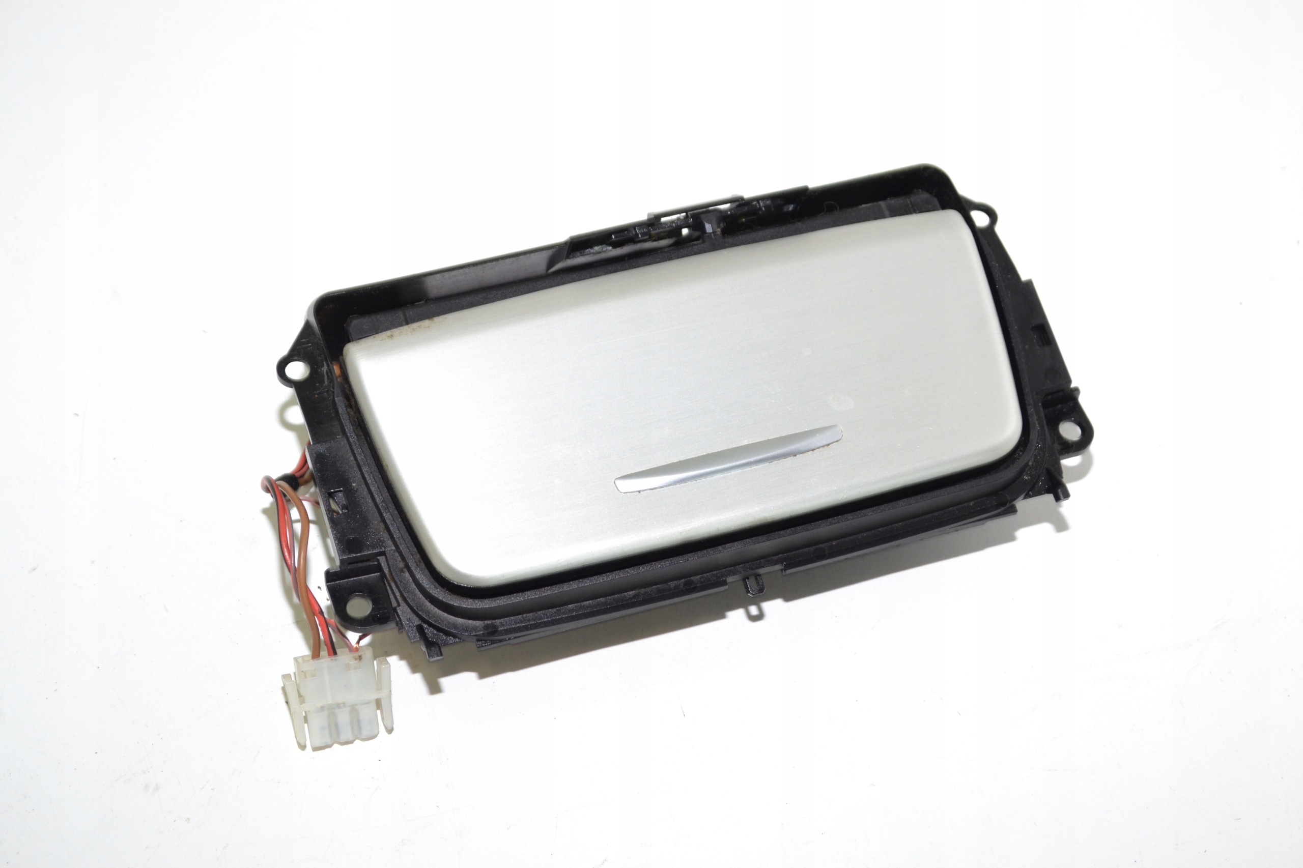 BMW E92/E93 Keskikonsolin Peite OEM 7078571 image 2