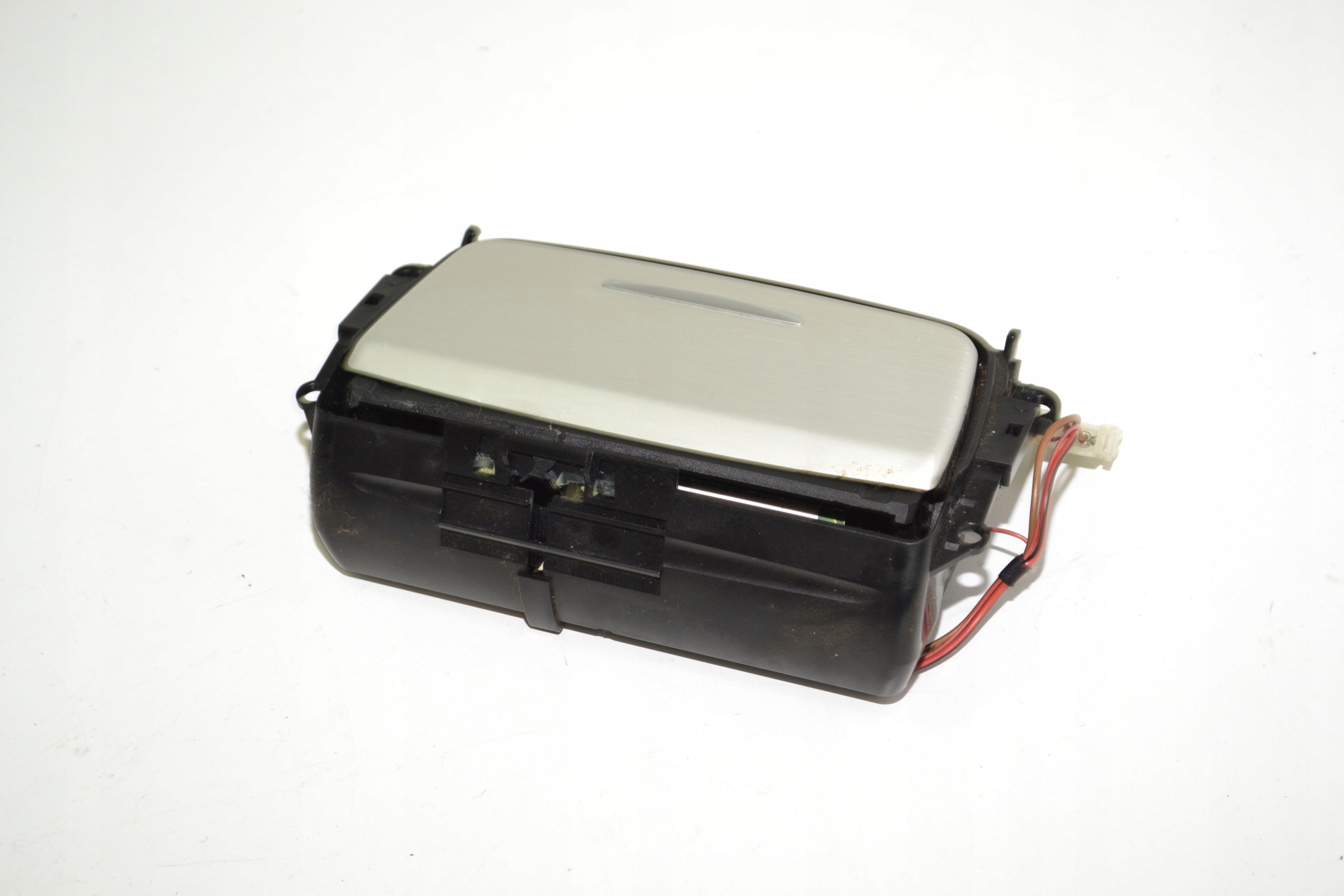 BMW E92/E93 Keskikonsolin Peite OEM 7078571 image 3