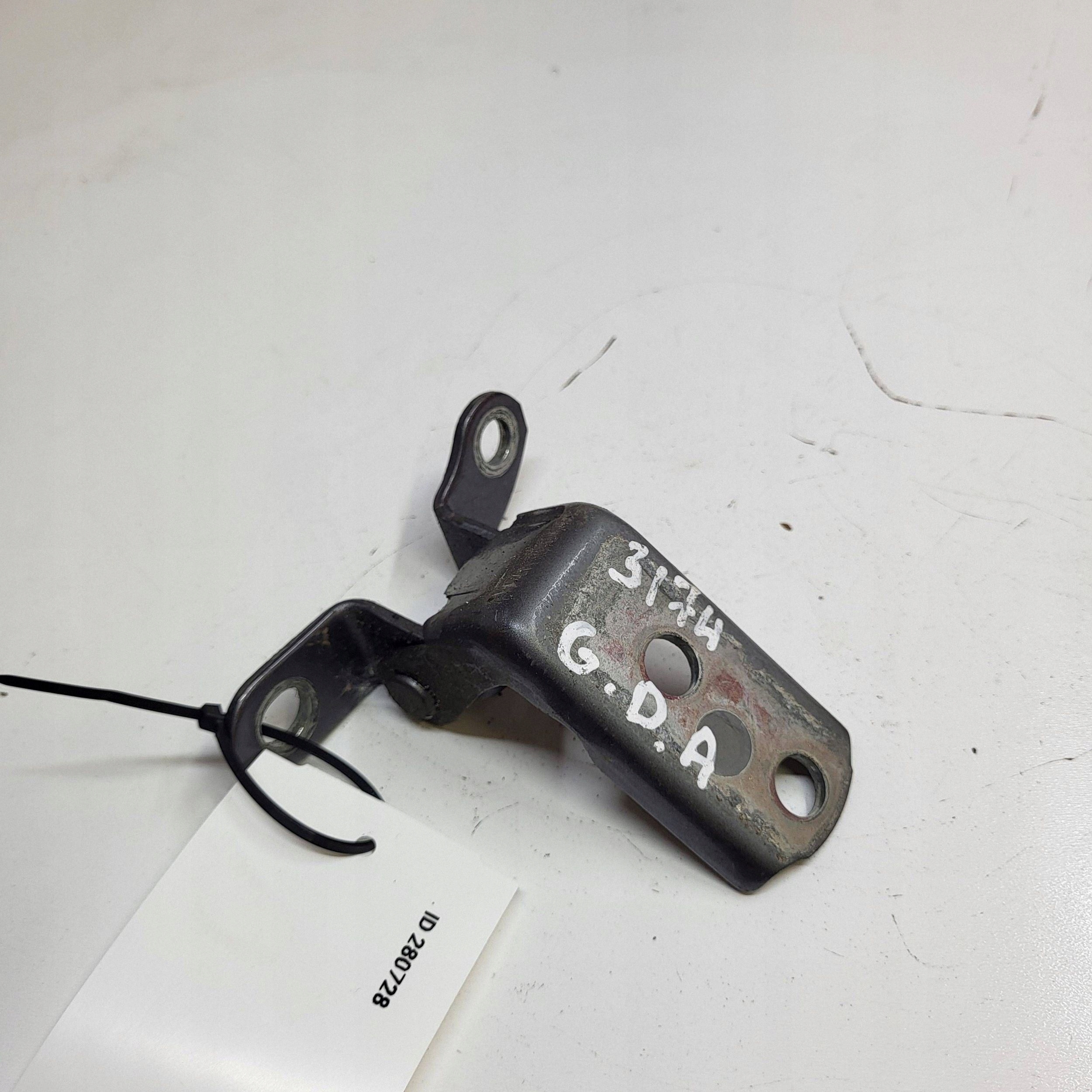 Toyota Kori-Osa OEM A046694 - Käytetty Kunnossa