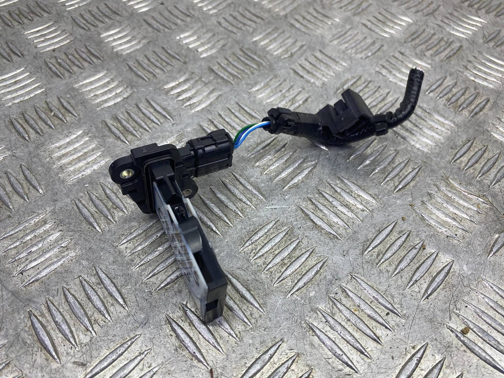 Luftmassenmesser OEM 22204-F2010 für Toyota Yaris