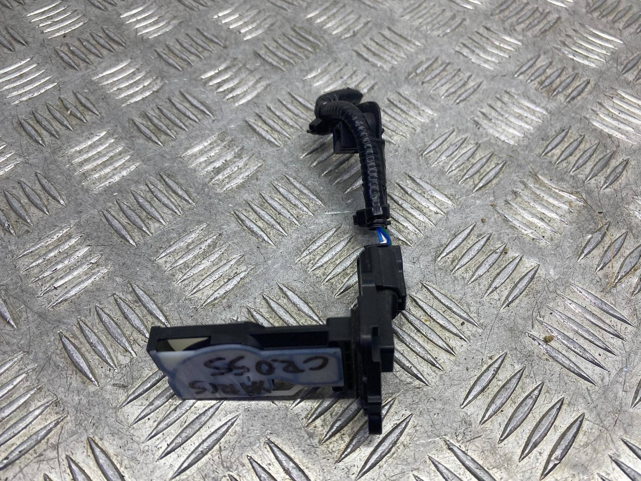 Luftmassenmesser OEM 22204-F2010 für Toyota Yaris image 8