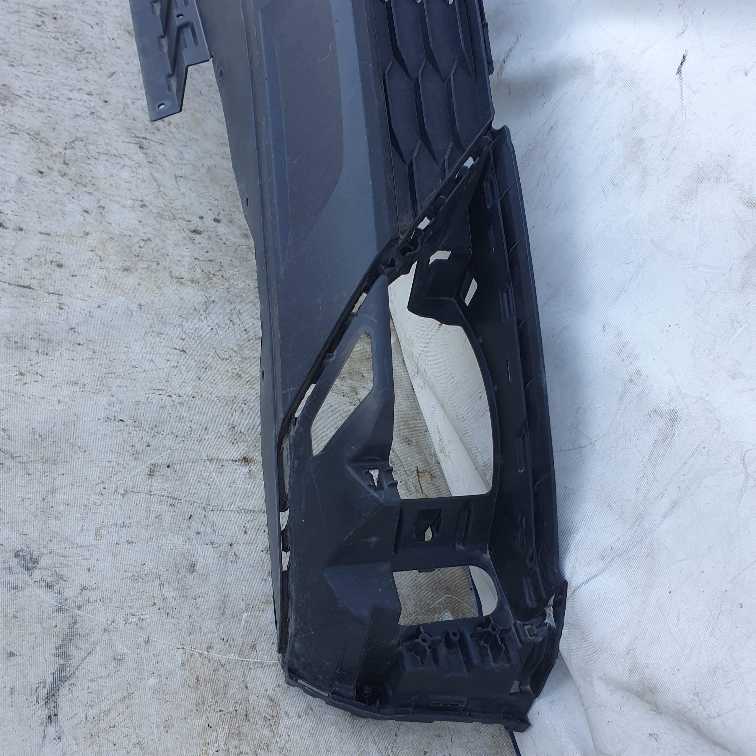 VW Tiguan II Front Bumper Spoiler OEM 5NA805903