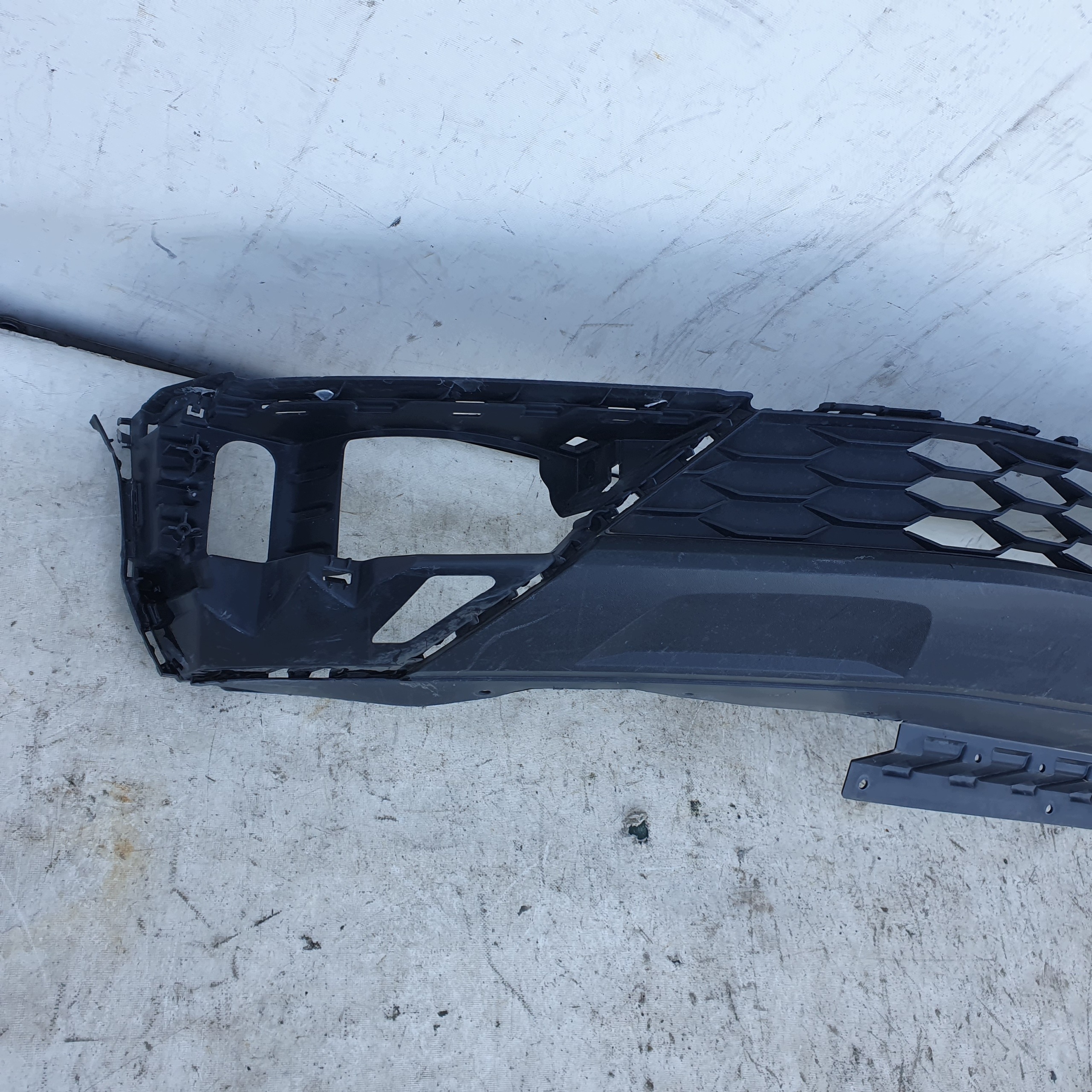 VW Tiguan II voorbumper spoiler OEM 5NA805903 image 5
