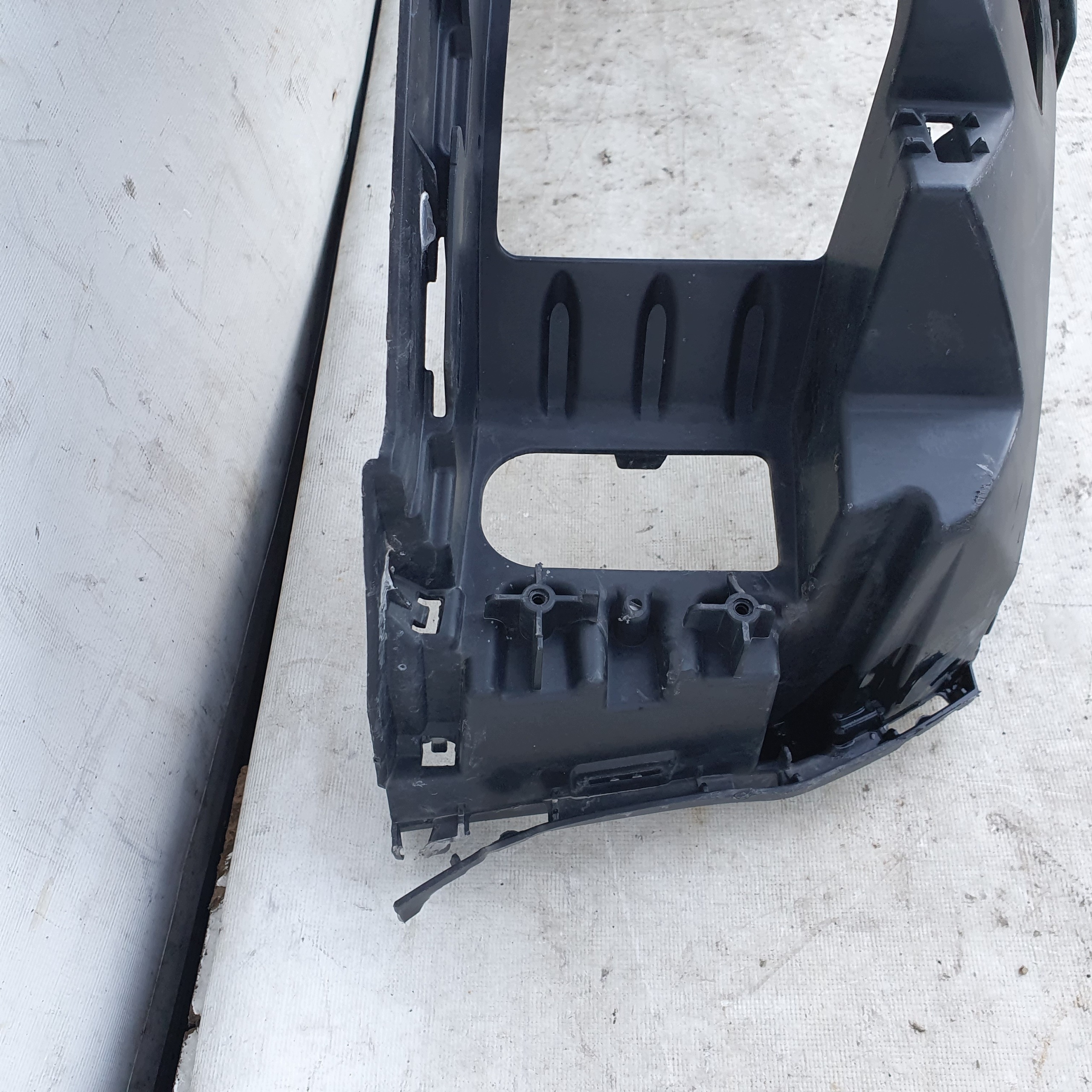 VW Tiguan II voorbumper spoiler OEM 5NA805903 image 6