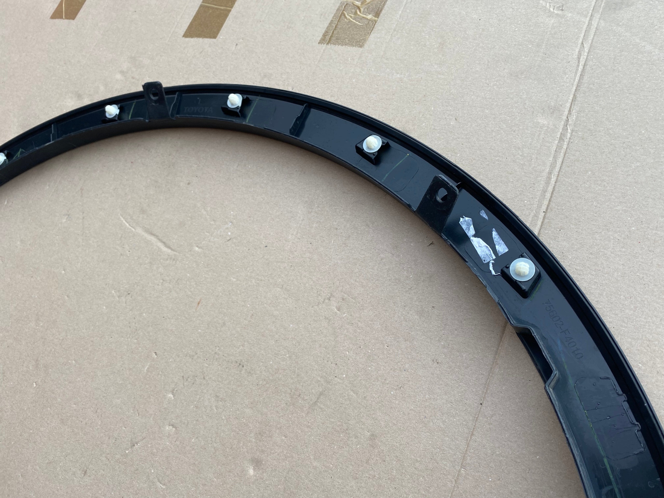 OEM 75602-F4010 Kotflügelleiste vorne links für Toyota C-HR image 10